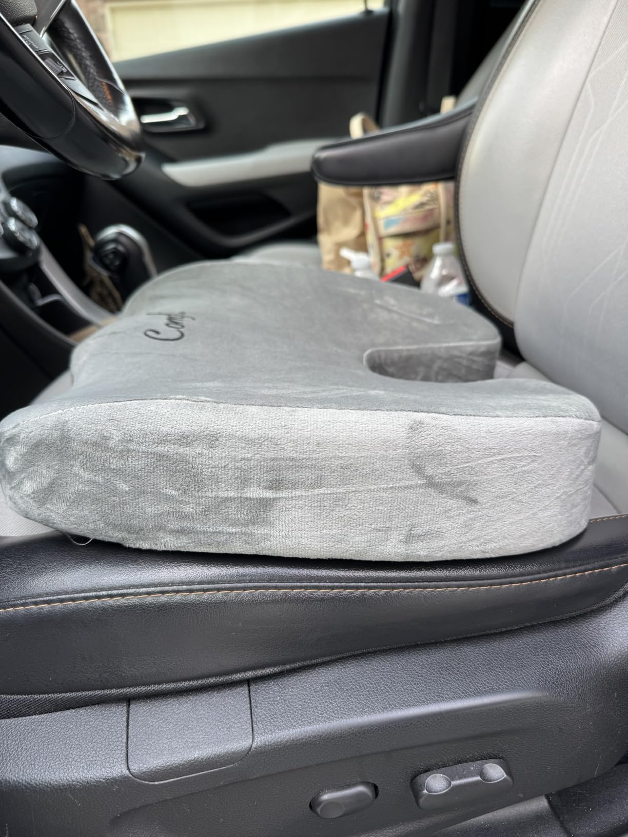 ComfiLife Doctor Recommended Seat Cushion - Premium Gel & Memory Foam Office Chair, Car Seat, Lifting Cushion - Chair Cushions for Back & Sciatica Relief (Gray) customer photo 1