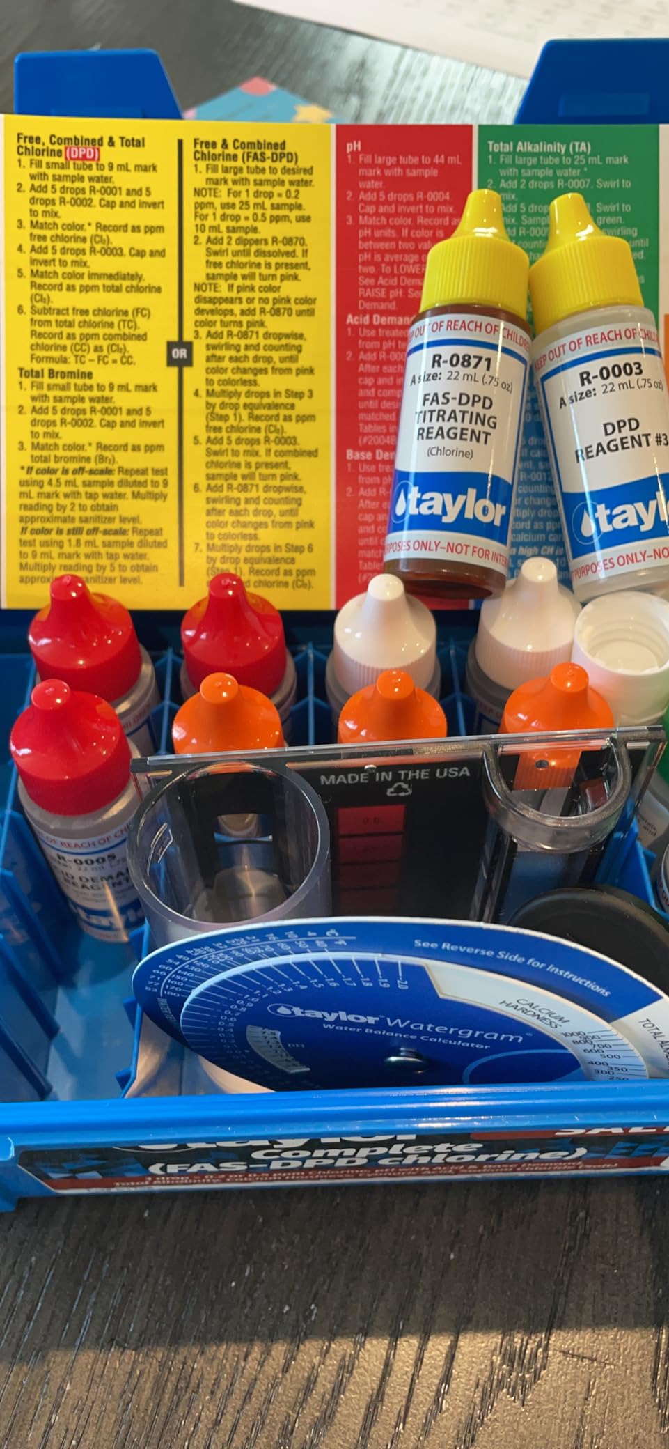 Taylor K-2006-SALT FAS-DPD, 9-in-1 Pool & Spa Test Kit, Free & Combined Chlorine, pH, Acid & Base Demand, Total Alkalinity, Calcium Hardness, Cyanuric Acid (CYA), and Chloride (Sodium Chloride). customer photo 2