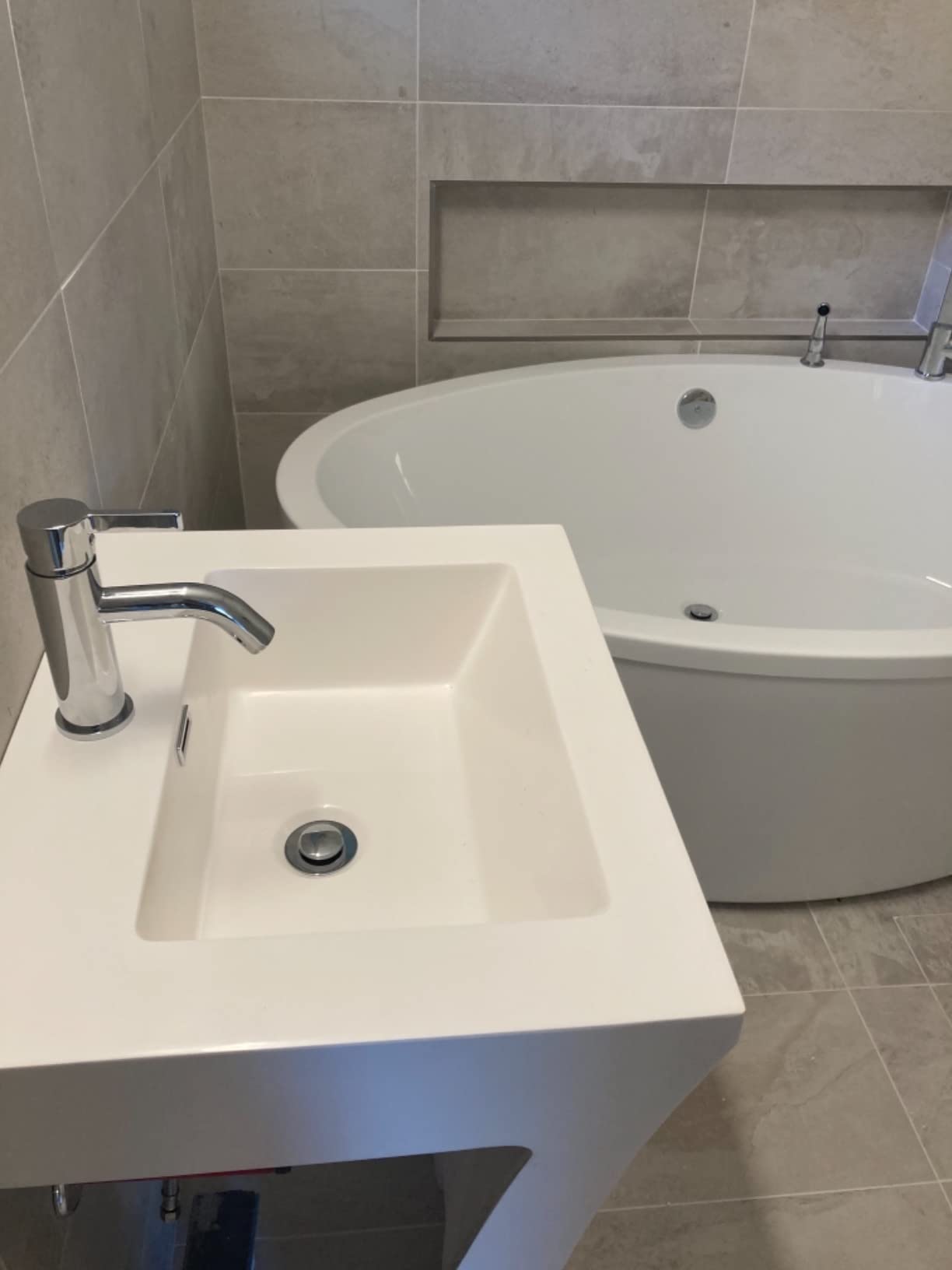 7-Shape Cedar Falls Modern Vanity Pedestal Sink, White, By Fine Fixtures customer photo 2