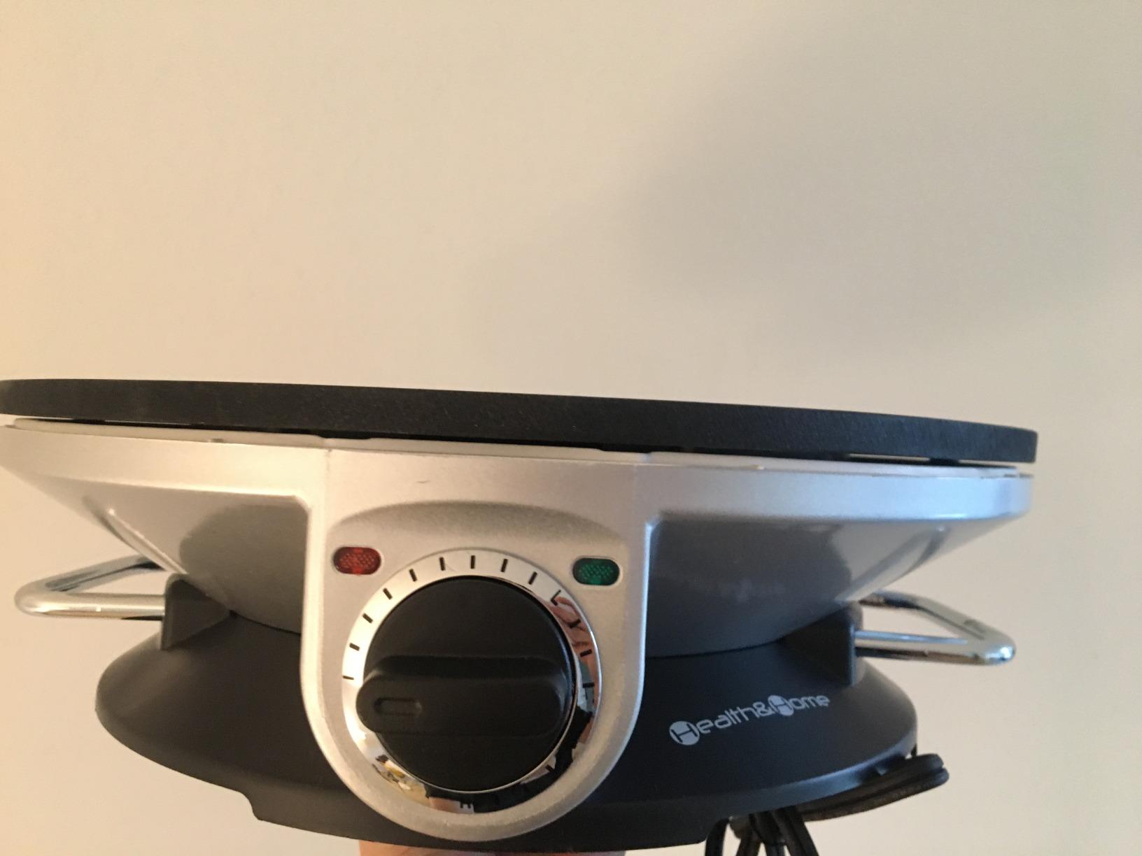 Health and Home No Edge Crepe Maker - 13 Inch Crepe Maker & Electric Griddle - Non-stick Pancake Maker- Crepe Pan customer photo 1