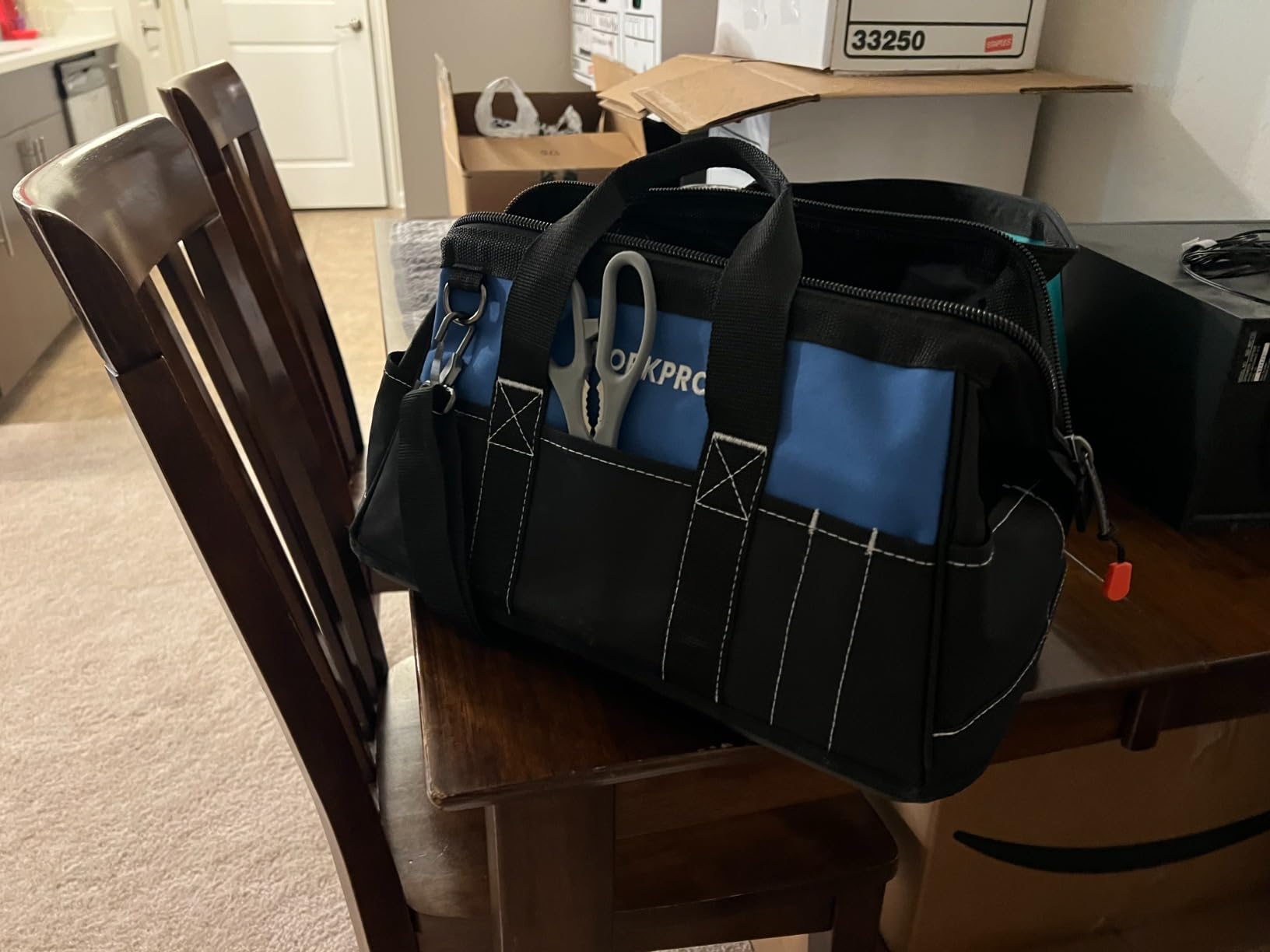 WORKPRO 16-inch Wide Mouth Tool Bag with Water-Proof Molded Base | Multi-Pocket, Heavy Duty Cloth, Adjustable Shoulder Strap customer photo 1