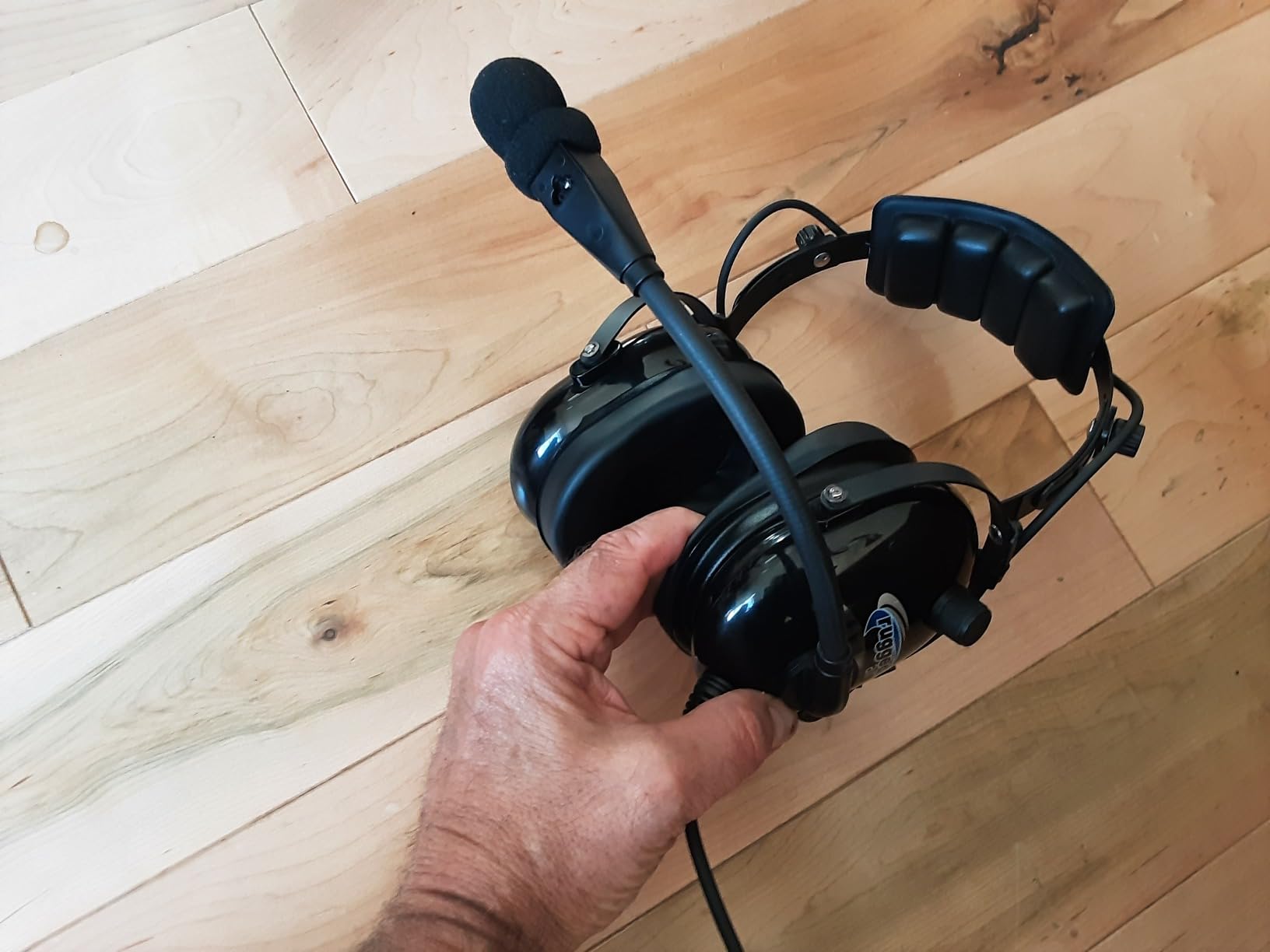 Rugged. Air RA200 Aviation Headset for Student Pilots & Flight Schools | Features Clear Hear Speakers, Noise Canceling Microphone, Foam Ear Seals, Custom Fit Headband, and Headset Bag customer photo 1