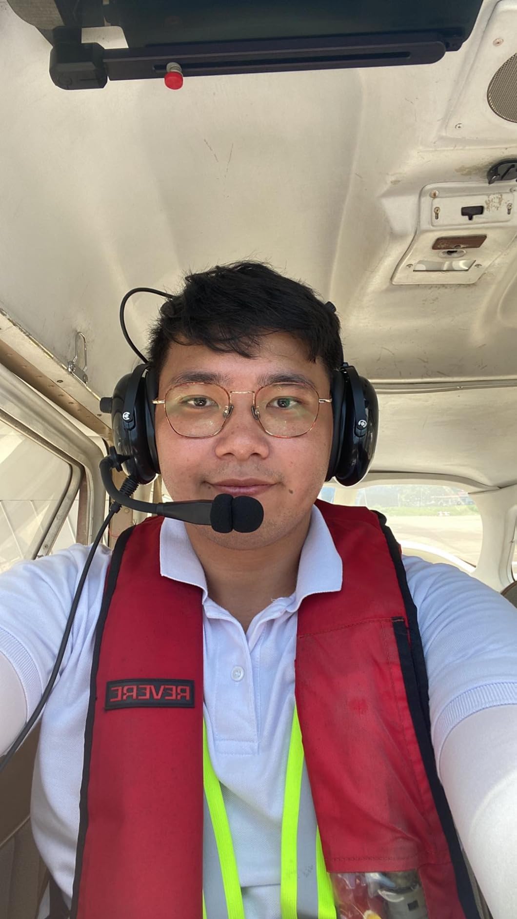 Rugged. Air RA200 Aviation Headset for Student Pilots & Flight Schools | Features Clear Hear Speakers, Noise Canceling Microphone, Foam Ear Seals, Custom Fit Headband, and Headset Bag customer photo 2