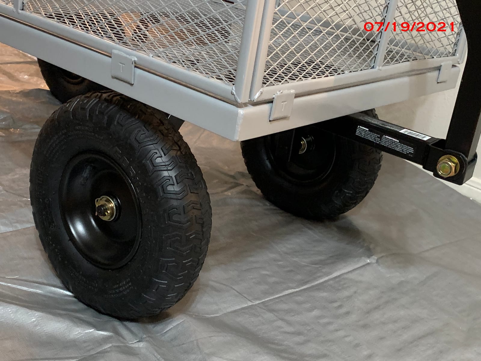 Gorilla Carts Steel Utility Garden Cart, 1000 lb. Capacity customer photo 2