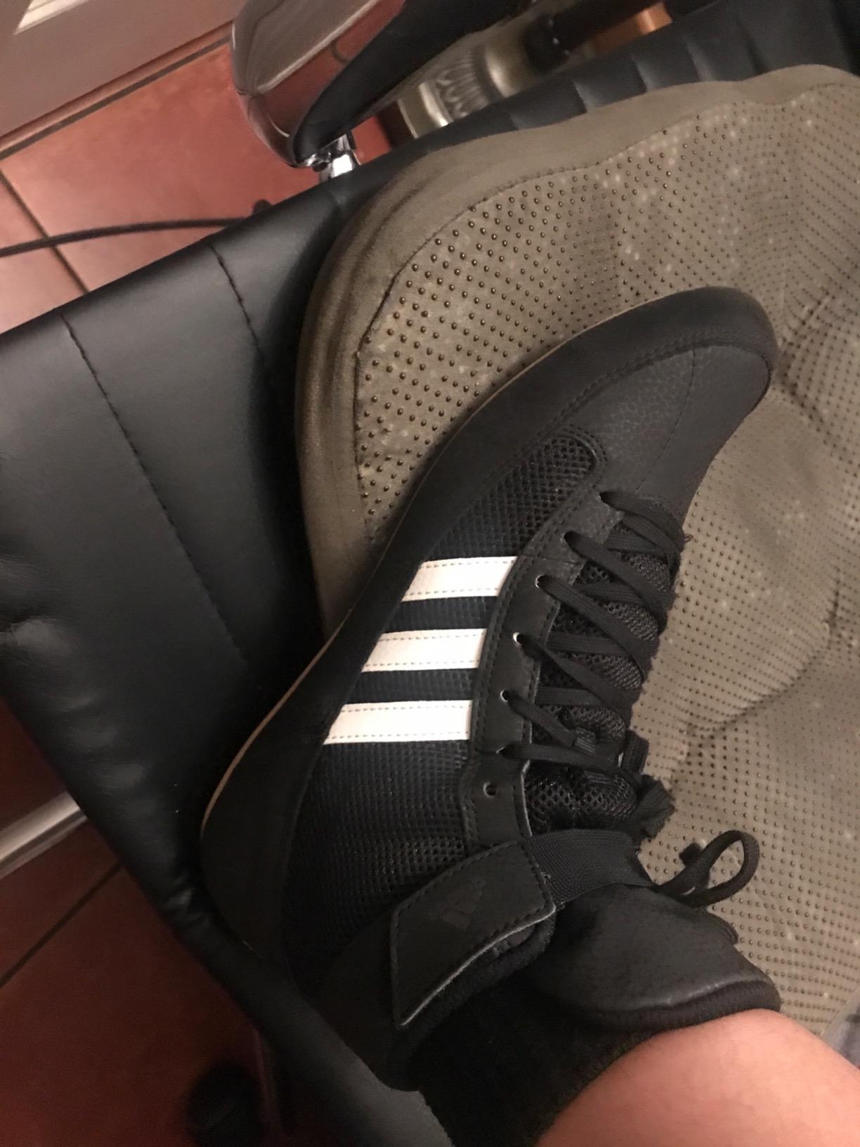 adidas Men's HVC 2 Wrestling Shoes customer photo 2