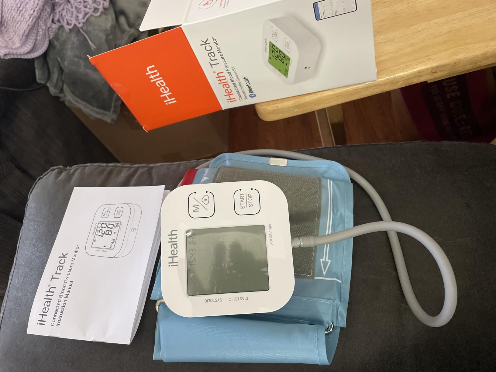 iHealth Track Smart Upper Arm Blood Pressure Monitor with Wide-Range Cuff customer photo 2