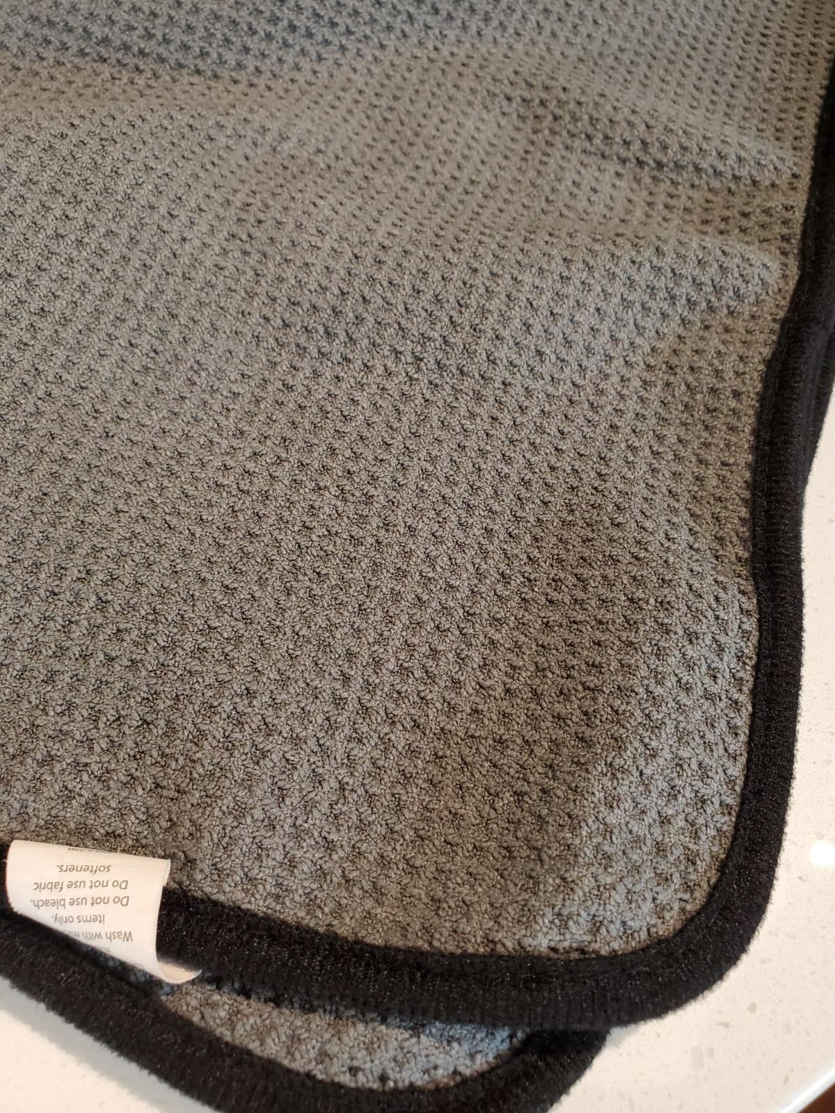 Zwipes Auto 879-2 Professional Microfiber Waffle Drying Towel, 25 in. x 36 in, 2-Pack customer photo 2