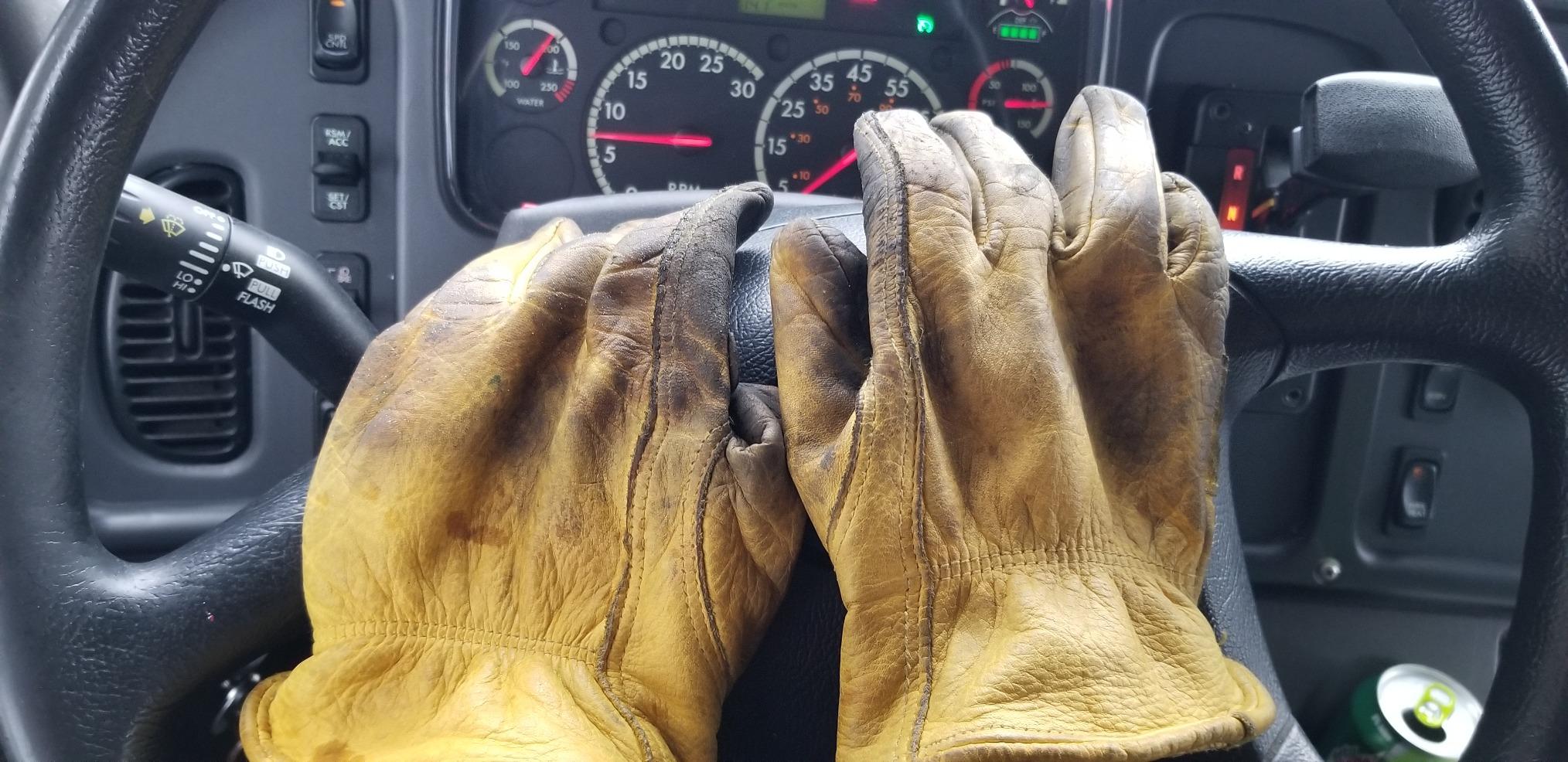 OZERO Leather Work Gloves for Men, Cowhide Reinforced Palm, Heavy Duty Keystone Thumb Elastic Wrist customer photo 2