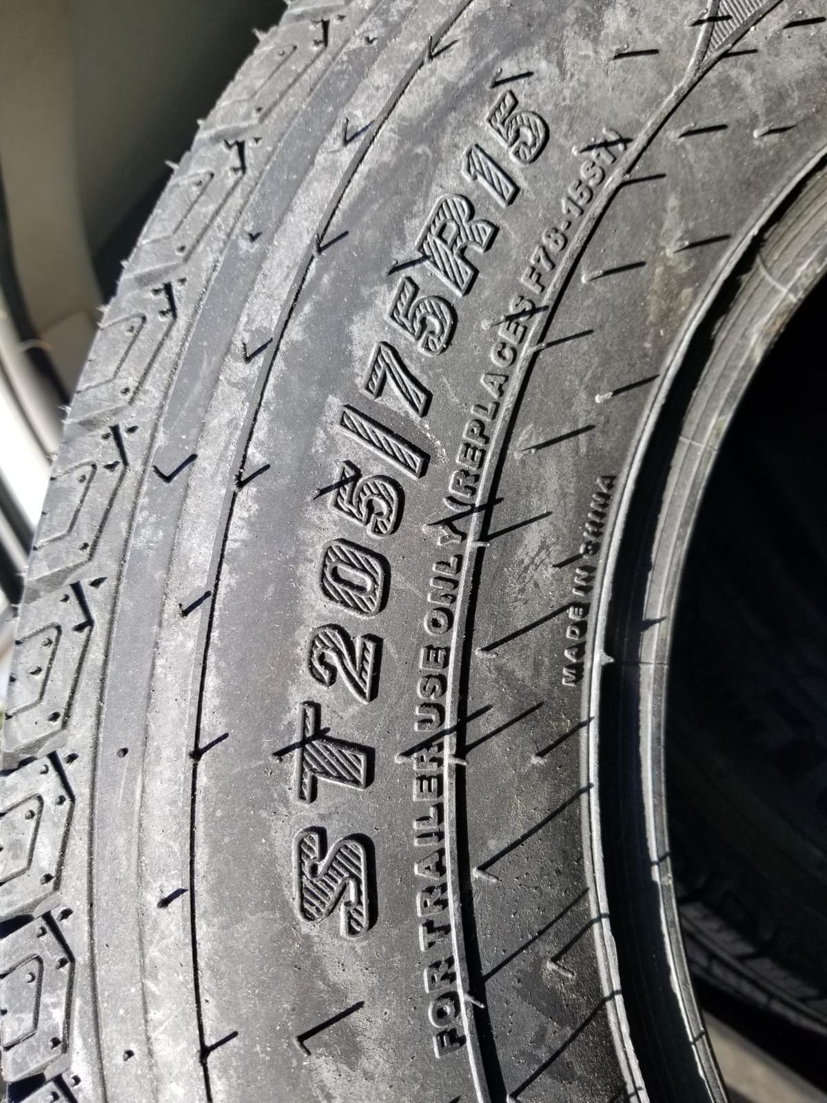 Carlisle Radial Trail HD Trailer Tire - ST205/75R15 107M 8-ply customer photo 2