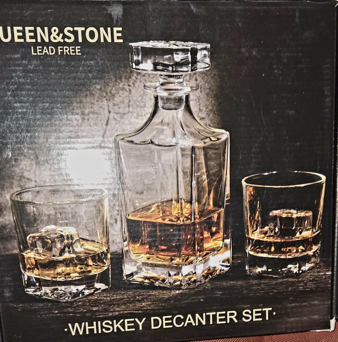 Square 25oz Whiskey Decanter with Glass Stopper customer photo 2