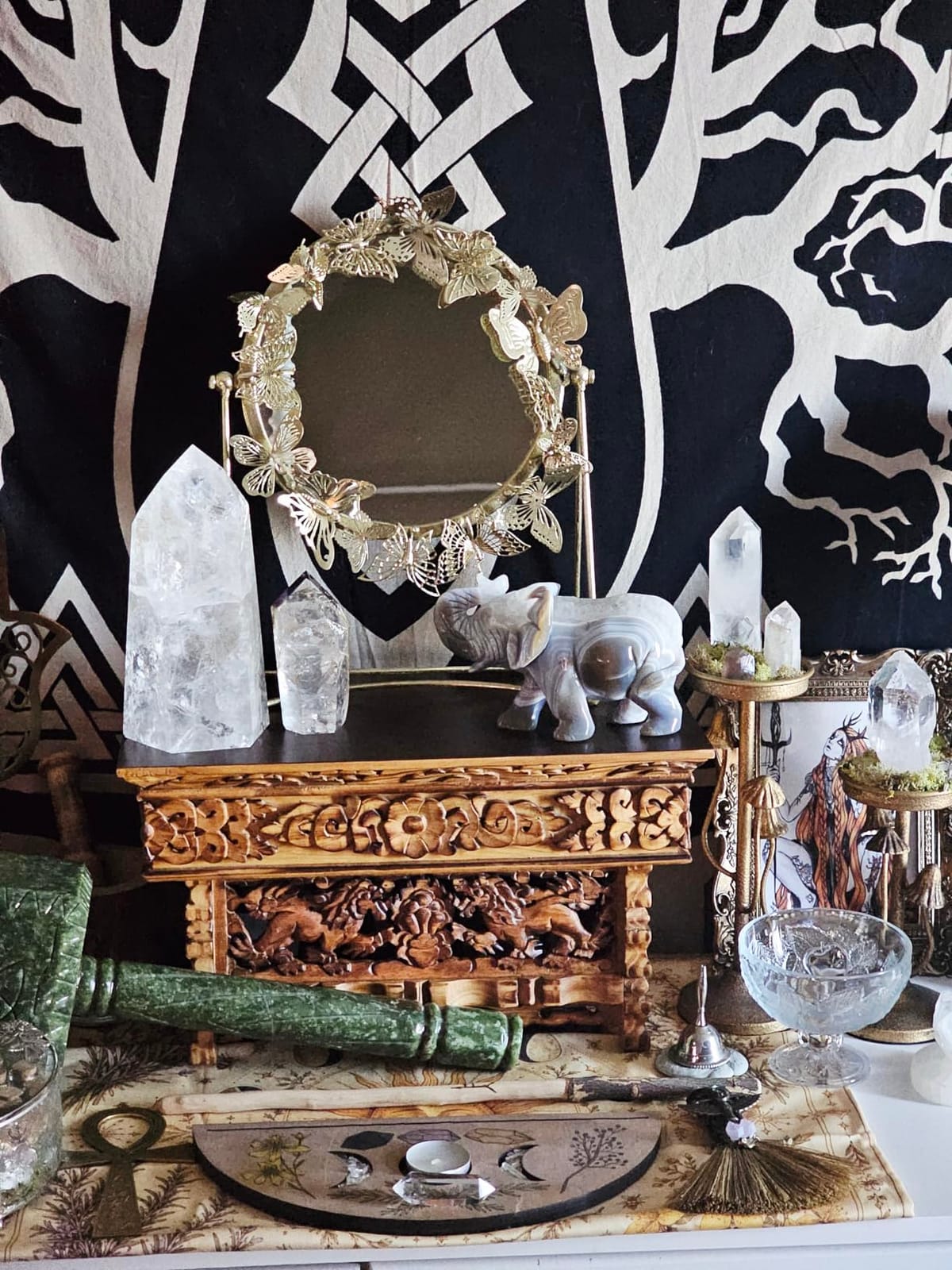 Tribe Azure Fair Trade Small Altar Table, Meditation Table Altar, Small Puja Table, Meditation Altar Wood Wiccan Buddhist, Tea Japanese, Low Side Dragon (Small) customer photo 1