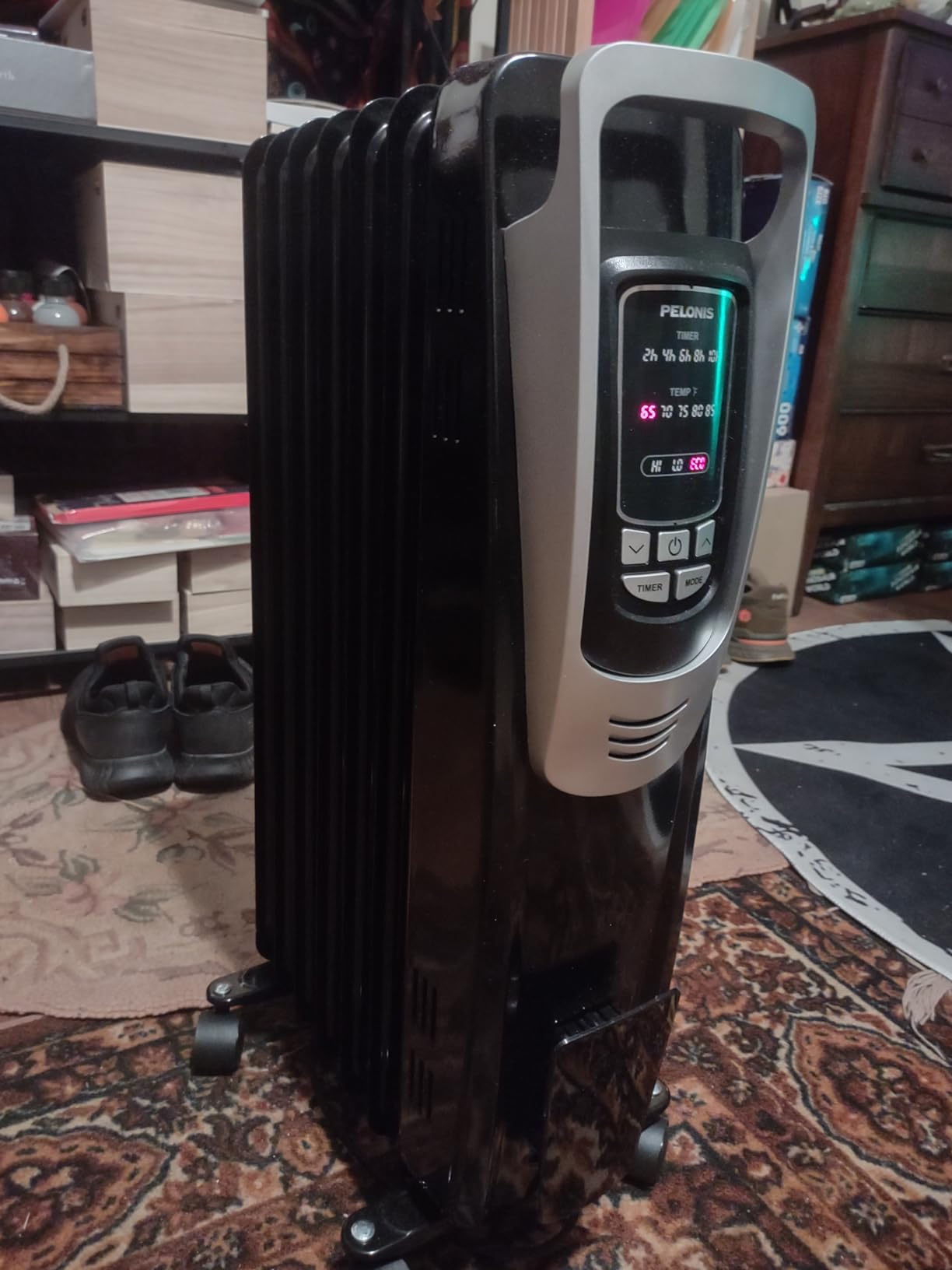 PELONIS Radiator Heater for indoor use Large Room with Remote, Thermostat & LED Display, Quiet Oil Filled Heater with 5 Temperature Settings, Overheat & Tip-Over Protection, Silver customer photo 2