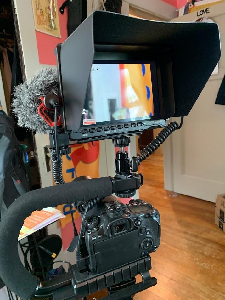 FEELWORLD FW759 PRO 7 Inch 400nit Touchscreen Field DSLR Camera Monitor with 2xF550 Battery, 4K HDMI Input, Focus Peaking Histogram, Lightweight for Beginner Filmmakers customer photo 1