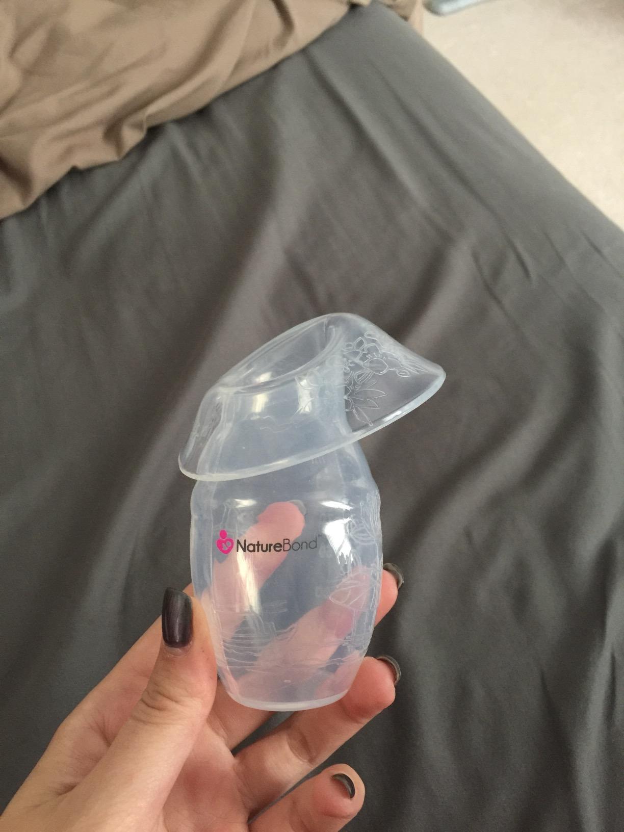 NatureBond Silicone Breast Pump with Lid, Stopper, Strap, Pouch - Premium All-in-1 Set, 3.4oz/100ml customer photo 1
