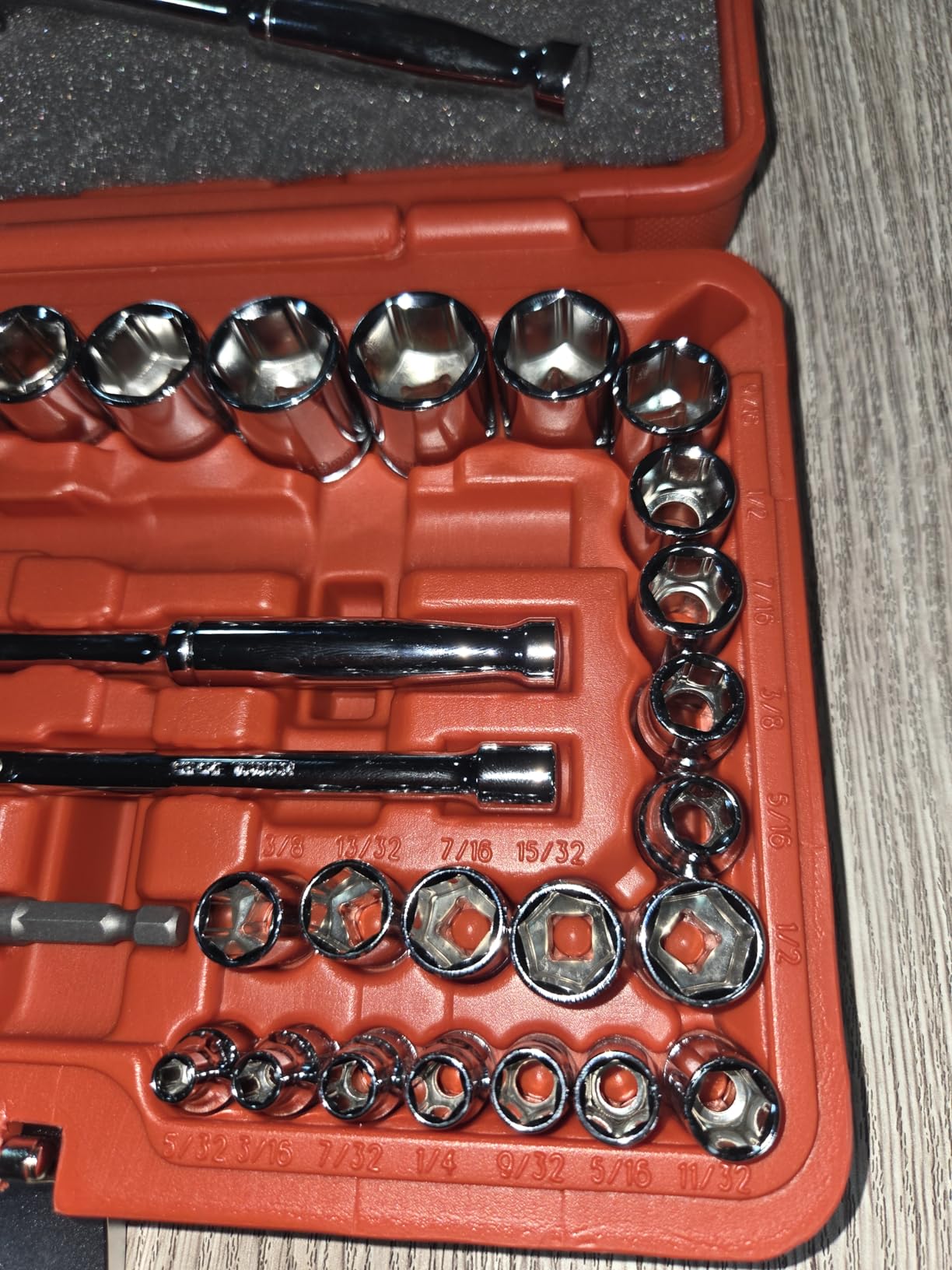 EPAuto 40 Pieces 1/4-Inch & 3/8-Inch Drive Socket Set with 72 Tooth Reversible Ratchet customer photo 1