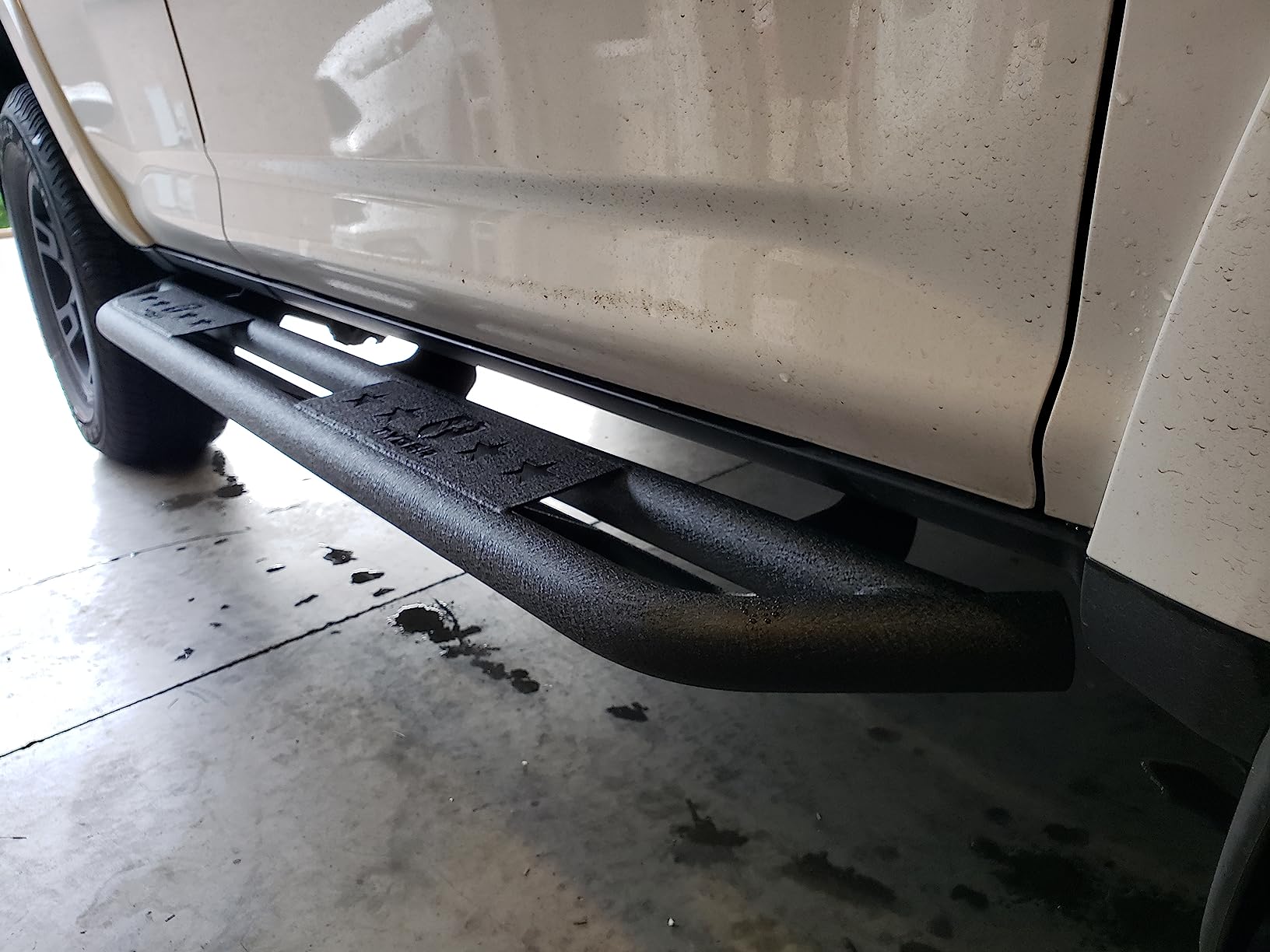 Tyger Auto Star Armor Compatible with 2010-2024 Toyota 4Runner (Exclude Limited; Nightshade; TRD Sport; 10-13 SR5) | TG-AM2T20148 | Side Step Rails Nerf Bars Running Boards customer photo 2