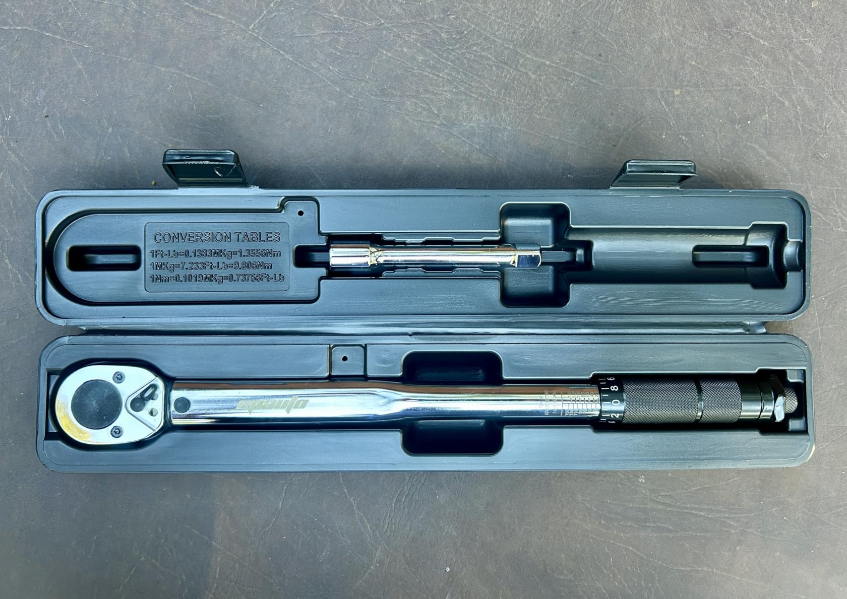 EPAuto 1/2-inch Drive Click Torque Wrench, 10-150 ft/lb, 13.6-203.5 N/m customer photo 1