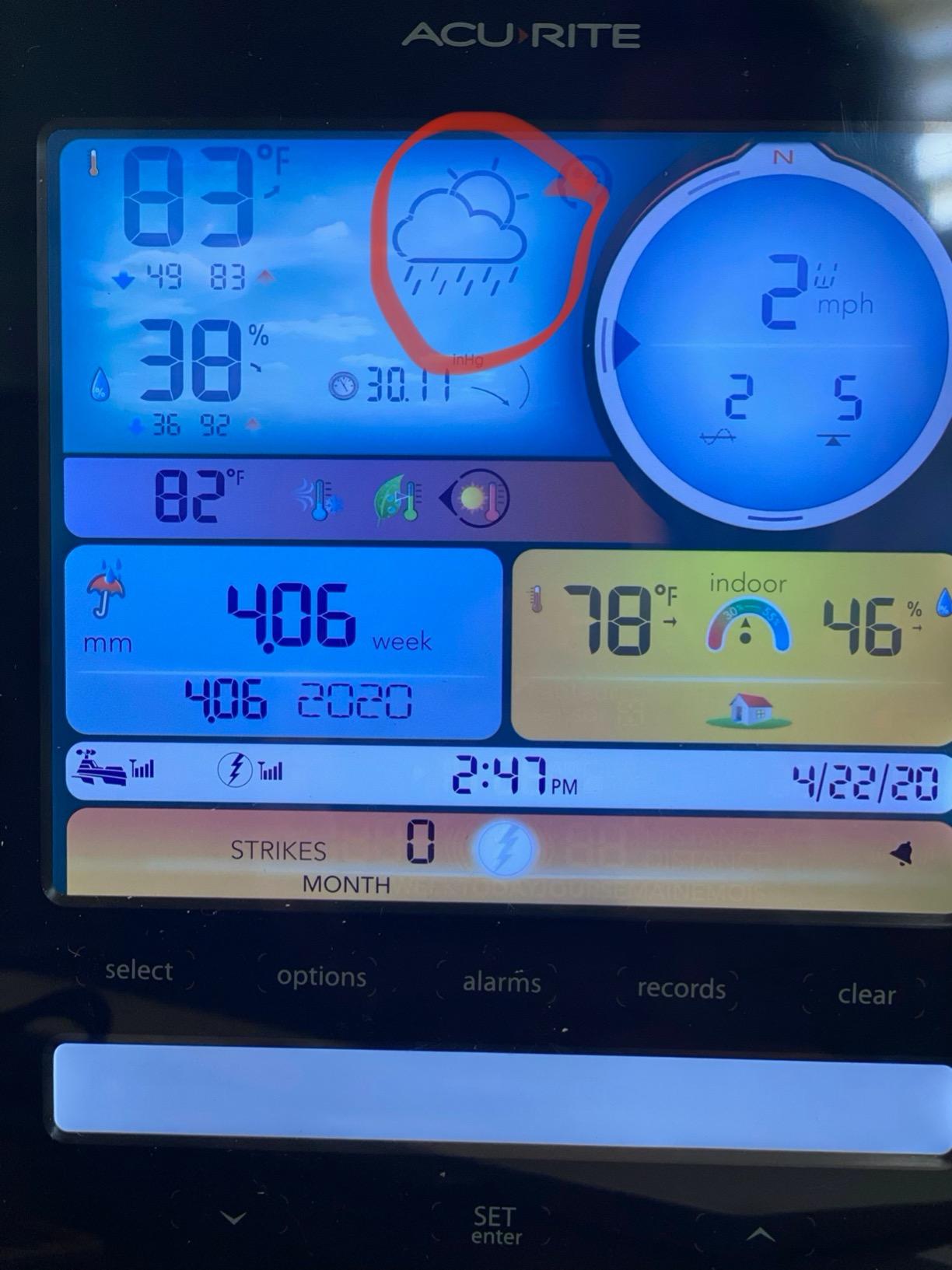 AcuRite Iris Wireless Home Weather Station, Indoor/Outdoor Temperature, Humidity, Wind Speed, Wind Direction, Rain Gauge, Lightning Detection customer photo 1