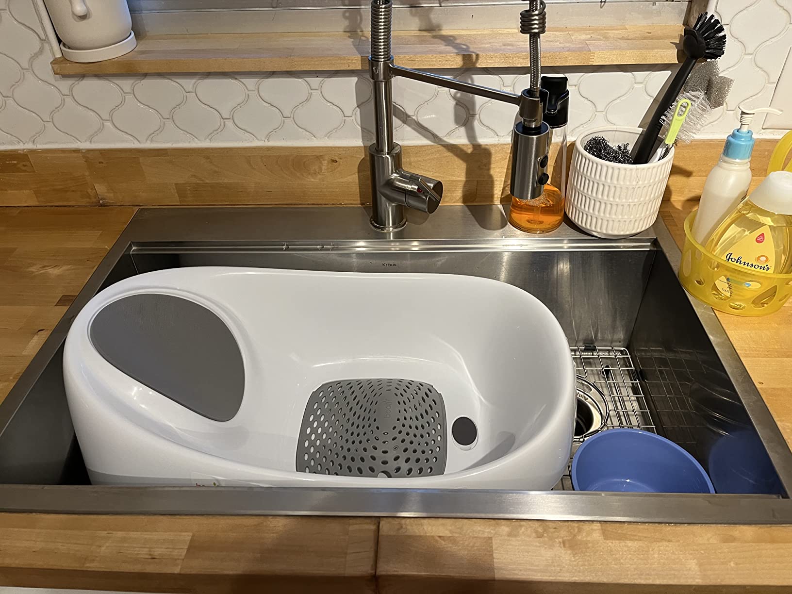 Boon Soak 3 Stage Baby Bathtub - Baby Bath Tub with Three Support Positions for Newborn to Toddlers - Color Changing Drain Plug for Ideal Bath Temperature - Gray - Ages 0 to 18 Months and Up customer photo 2