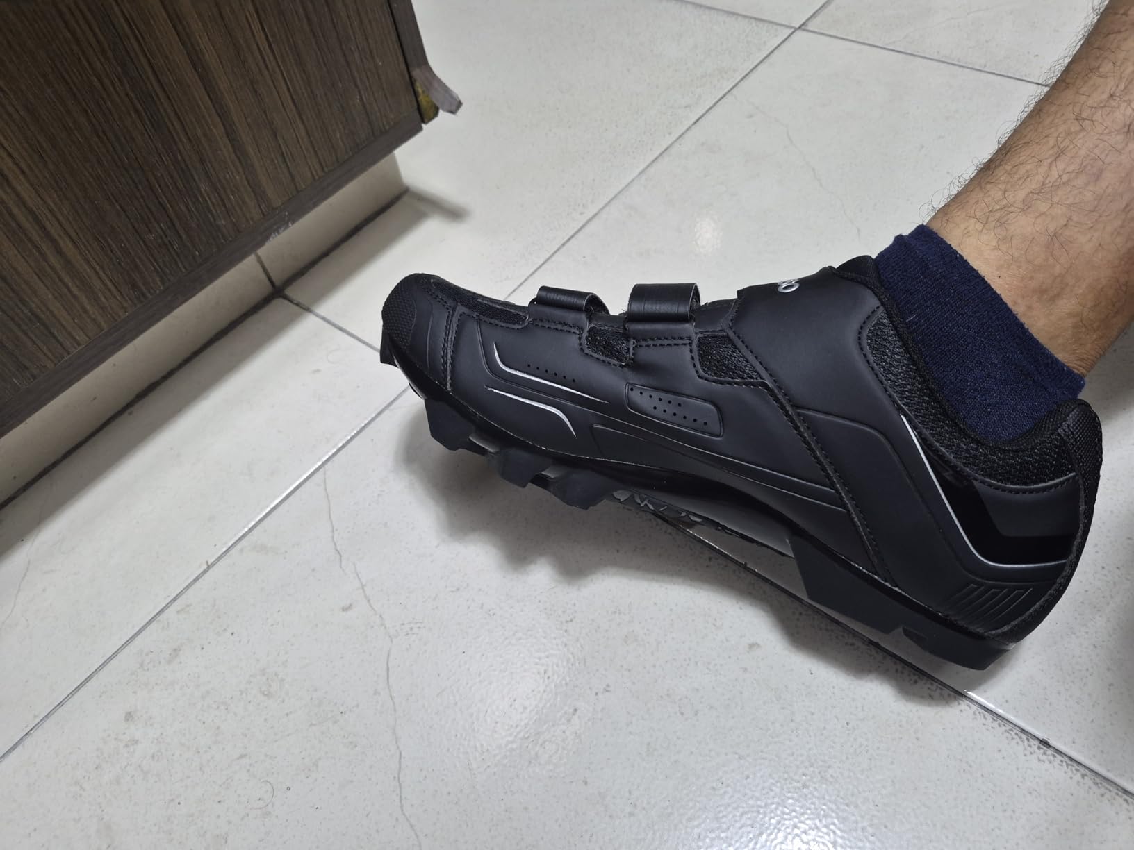 Tommaso Montagna Men's Mountain Bike Shoes for SPD Pedals - Gravel & Trail Cycling Shoes - Compatible with SPD Cleats - No Cleats Included customer photo 2