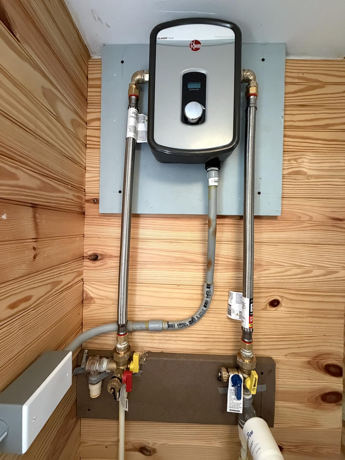 Rheem RTEX-08, 8kW Professional Classic 240V Tankless Electric Water Heater customer photo 1