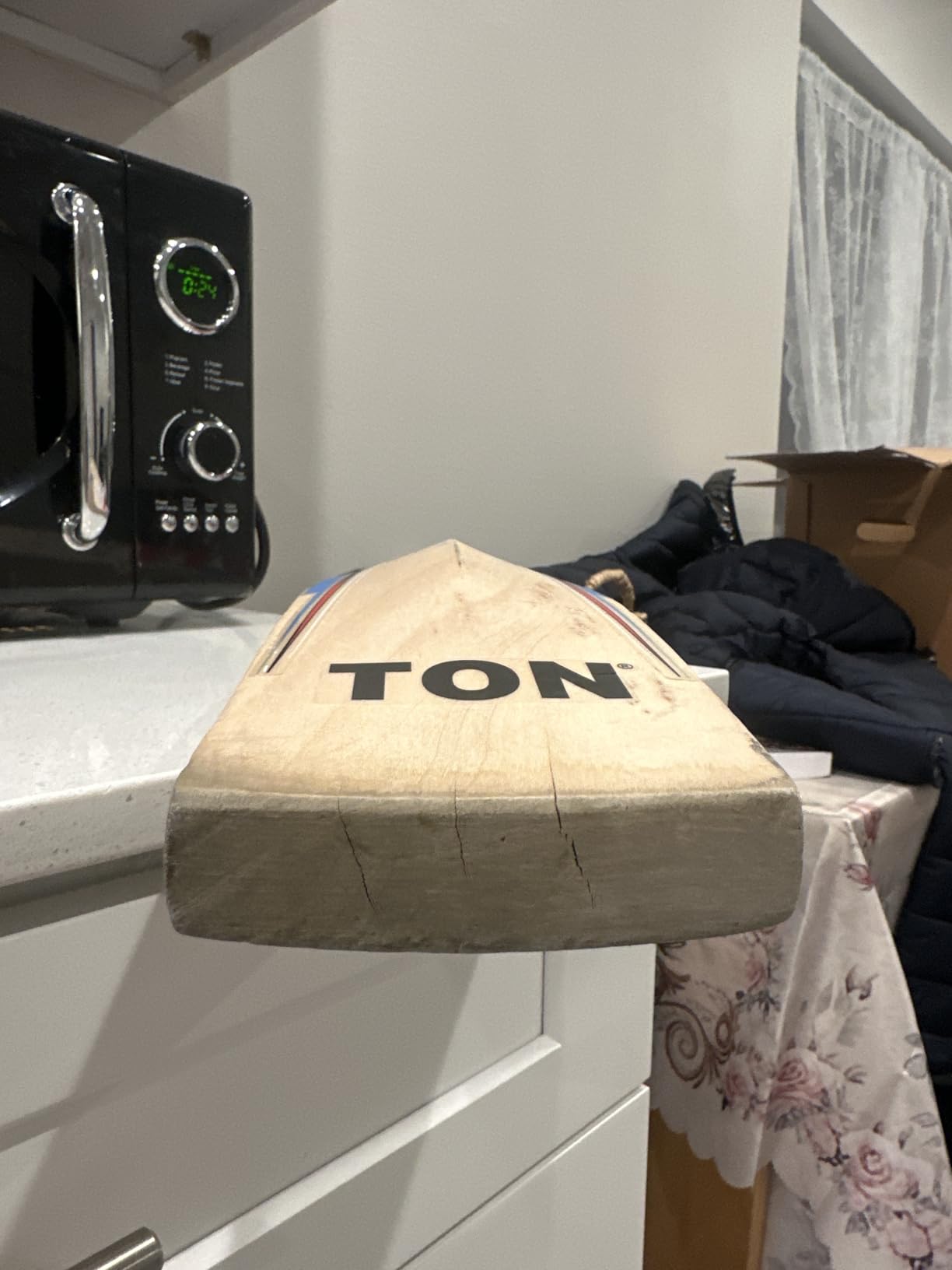 SS Ton Kashmir Willow Cricket Bat- Ton Maximus (Cover Included) customer photo 1