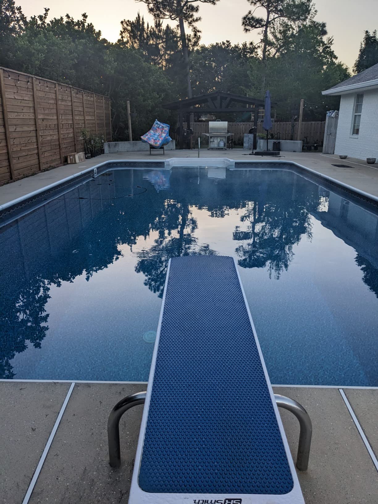 S.R. Smith 66-209-576S2B Diving Board, 6-Foot, Radiant White with Blue TrueTread customer photo 2