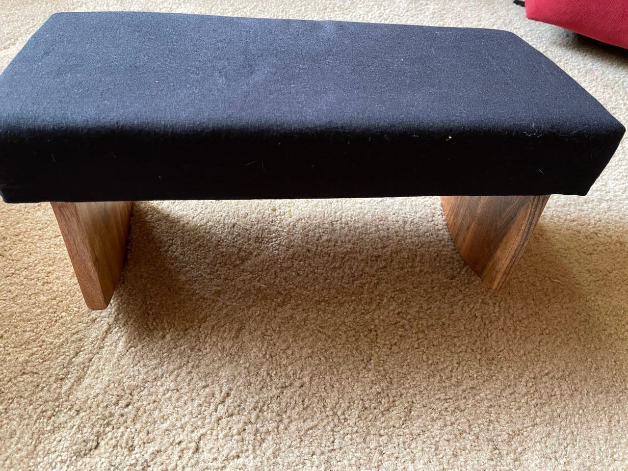 Meditation Bench (Zen Black), Seiza, Sustainable Acacia Wood with Curved Bottom Edges customer photo 1