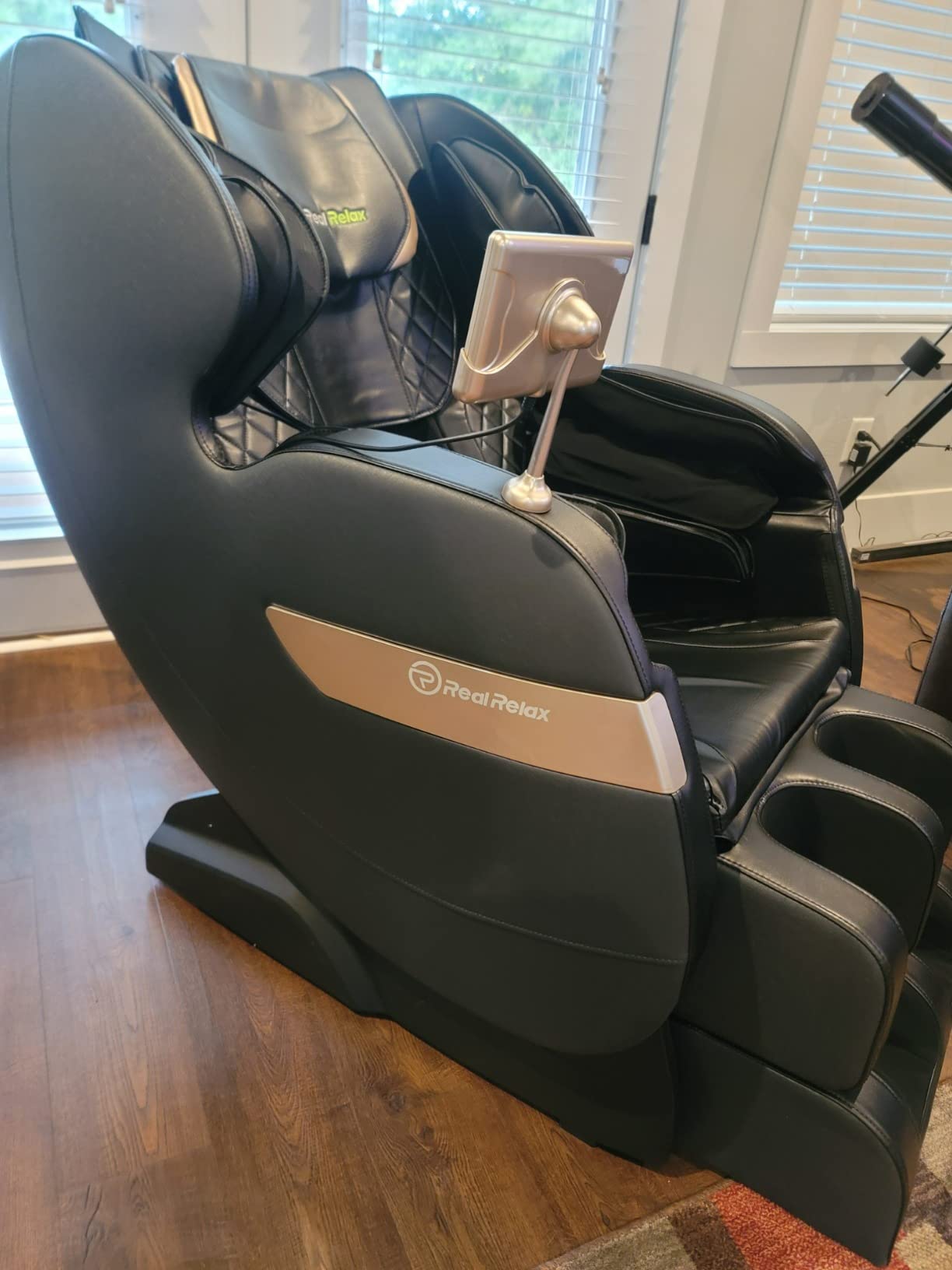 Real Relax 2026 SL-Track Massage Chair, Recliner Full Body Zero Gravity | 8 Auto Modes and Upgraded LCD Screen, Added Voice Broadcast, Headrest Cushion, Child Lock and Pause Button customer photo 2