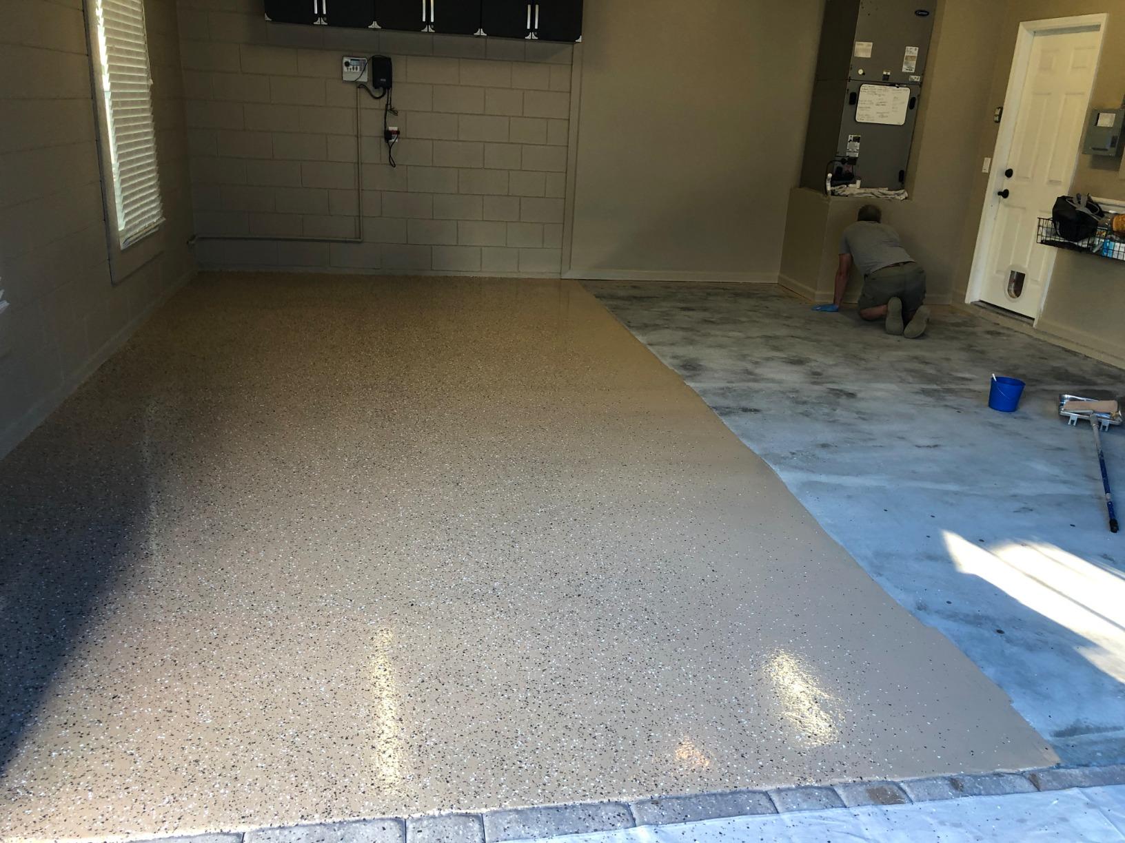Rust-Oleum 293513 RockSolid Polycuramine Garage Floor Coating, 2.5 Car Kit, High Gloss Gray customer photo 1