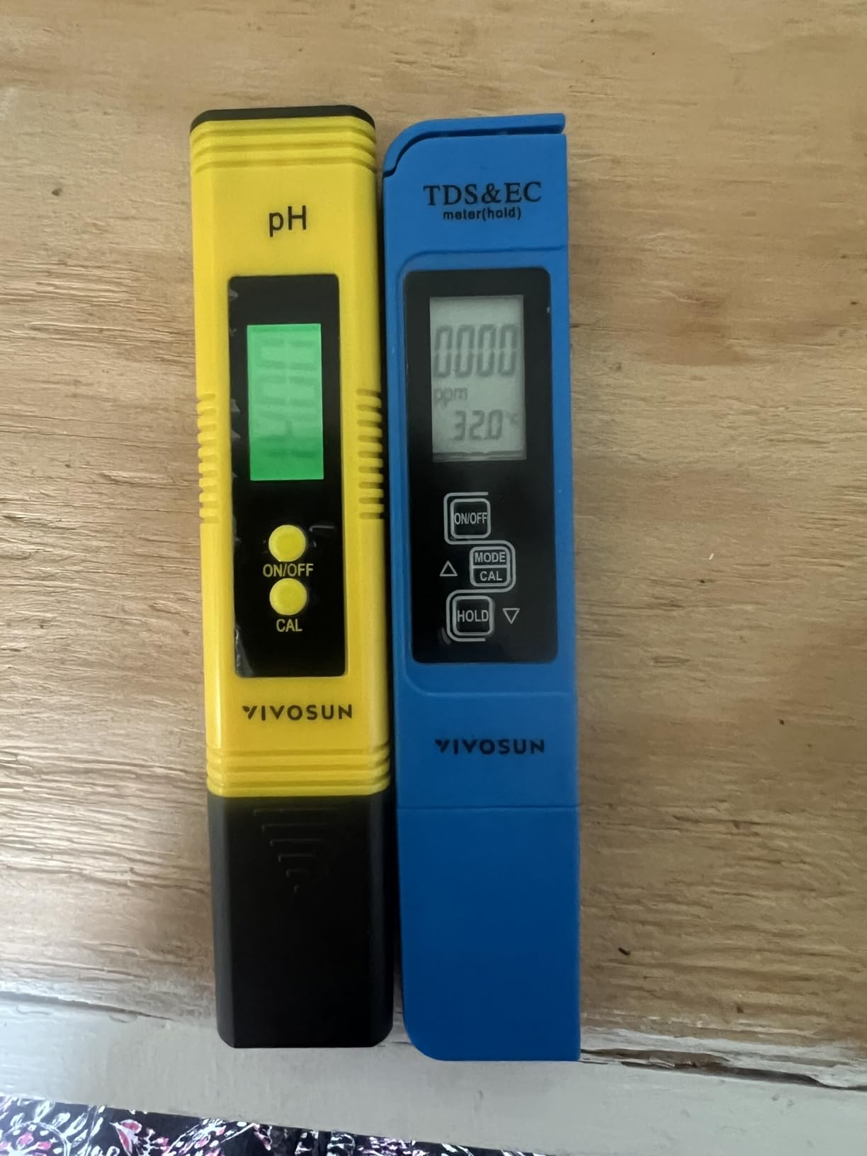 VIVOSUN Digital pH Meter TDS EC Meter for Water 0.01 Accuracy Hydroponics | ±0.01 pH Accuracy, ATC, Auto Calibration, LCD Display, Hold Function, for Hydroponics Aquarium Pool Drinking, UL Certified customer photo 2