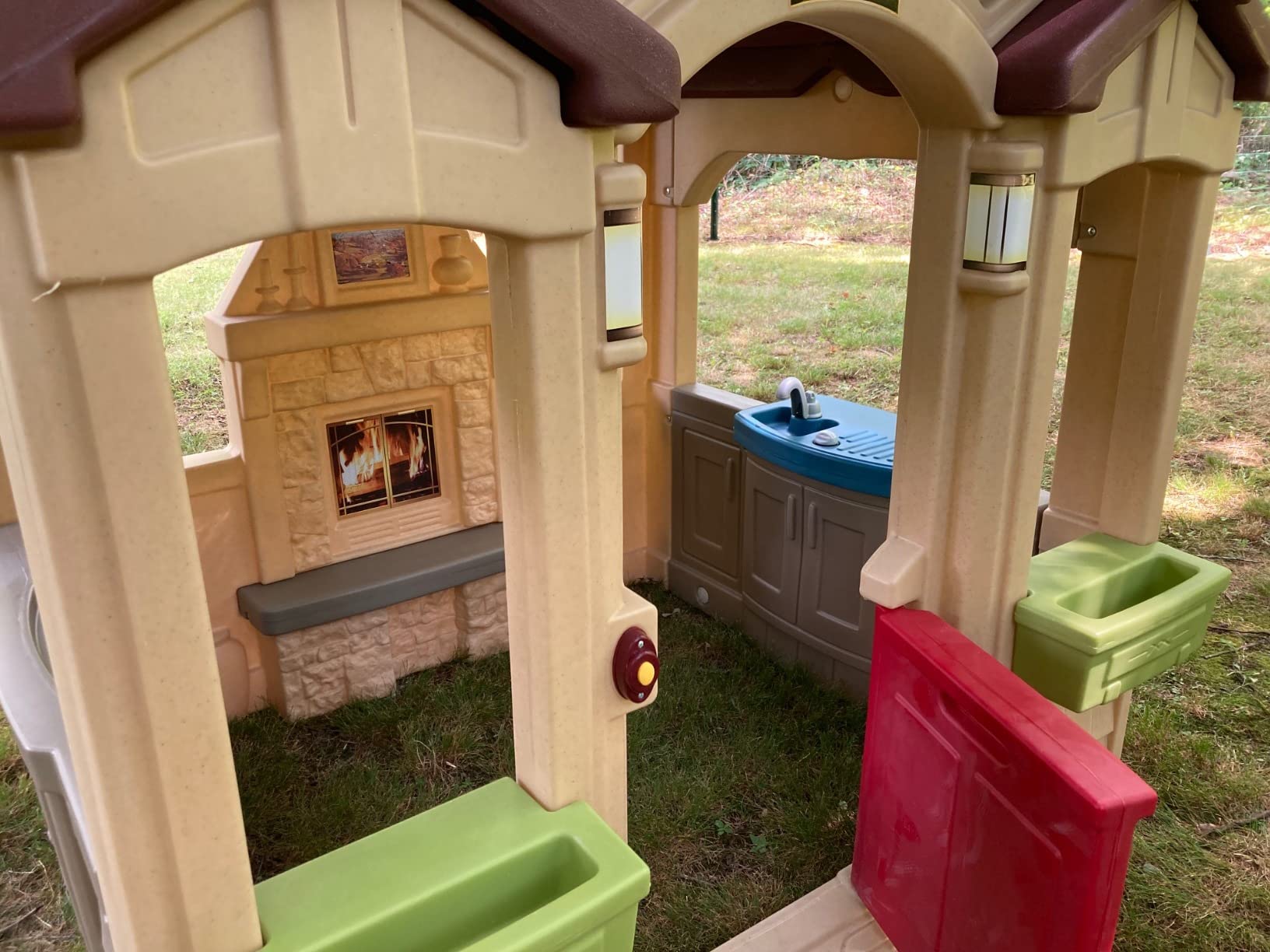Step2 Charming Cottage Kids Playhouse, Indoor and Outdoor Clubhouse Playset, Interactive Sounds, Toddlers 2+ Years customer photo 2