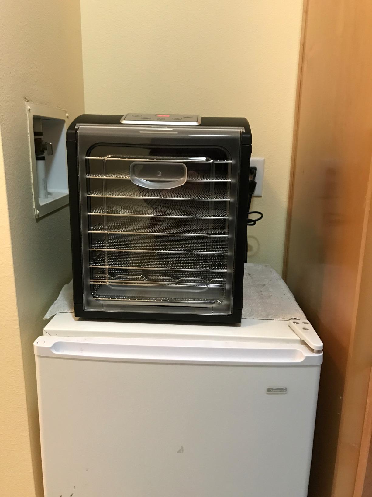 Magic Mill Premium Food Dehydrator Machine (15 Extra-Large Stainless Steel Trays) 800W Dryer for Beef Jerky, Fruits, Vegetables, Dog Treats, 48 Hour Digital Timer - 95°-167° Temperature Control customer photo 1