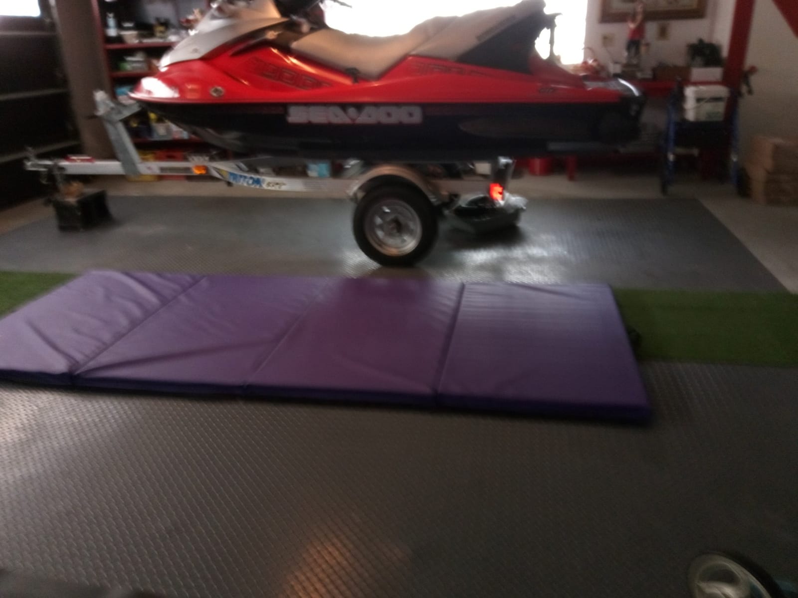 BalanceFrom 10x4 Feet 4-Panel Folding Gymnastics Mat - 2-Inch Thick Pad with Vinyl Surface and Carrying Handles for Tumbling, Yoga, Pilates, Home Workouts, and Martial Arts customer photo 2