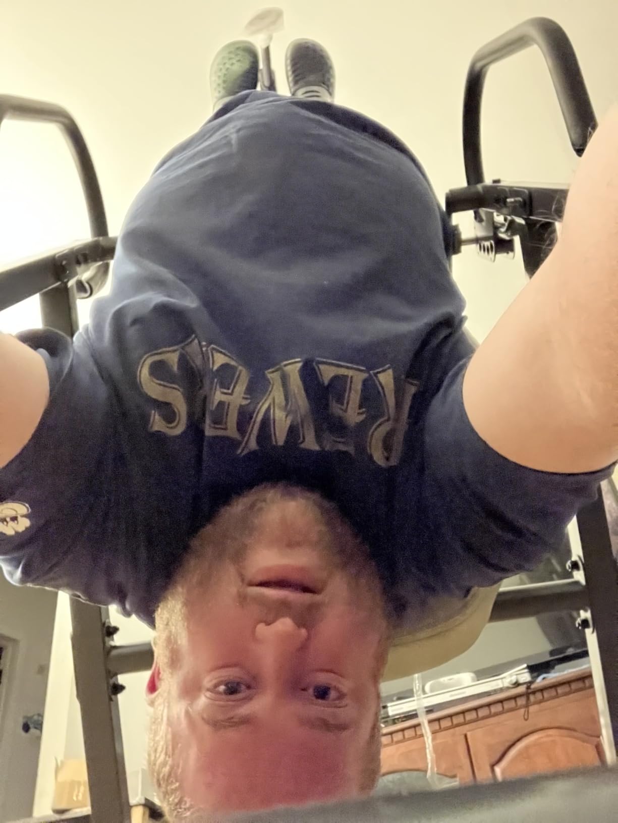 Innova Advanced Heat and Massage Inversion Table customer photo 2