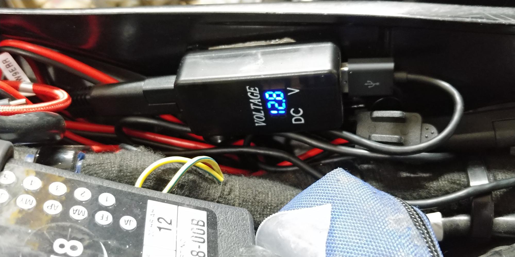 YONHAN Motorcycle Phone Charger Dual USB Type C PD & QC 3.0 | Motorcycle USB Charger Total 60W 6.8A SAE to USB Adapter with Voltmeter & ON/Off Switch Waterproof Accessories customer photo 1