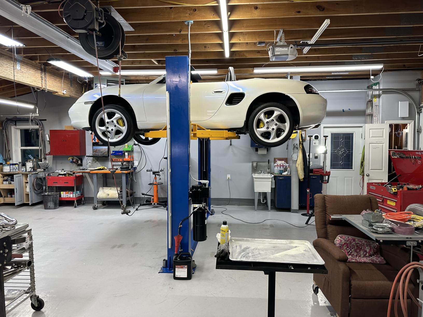 XK 2 Post Auto Car Lift 10000 lb Capacity Truck Clear Floor 220V,L1000 customer photo 1