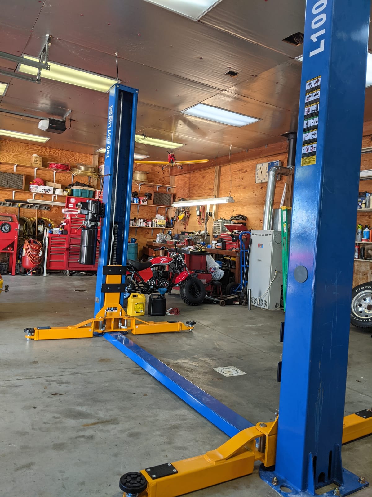 XK 2 Post Auto Car Lift 10000 lb Capacity Truck Clear Floor 220V,L1000 customer photo 2