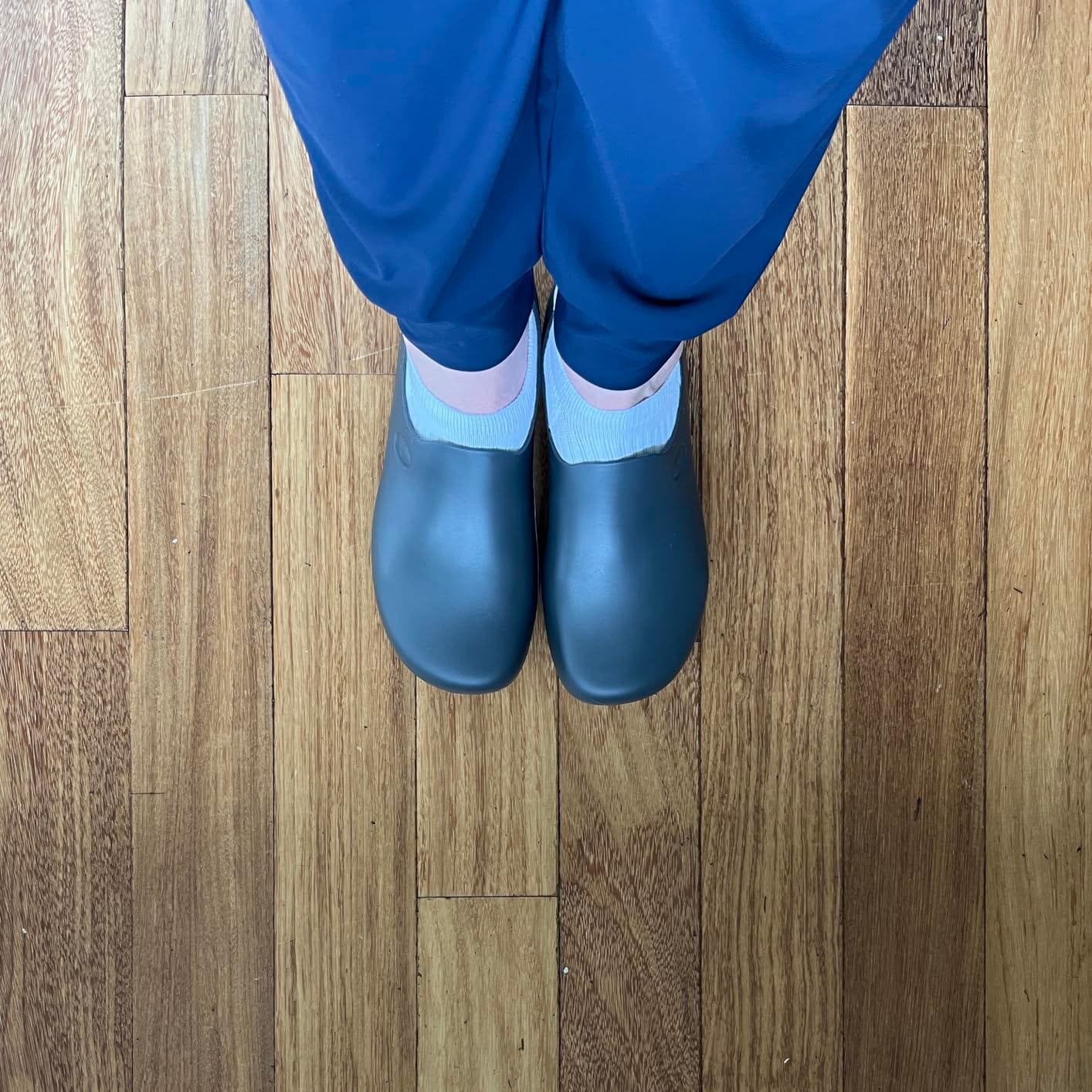 Sticky Nursing Shoes Women - Chefs - Kitchen - Nurses - Clogs for Work - Waterproof Non Slip customer photo 1
