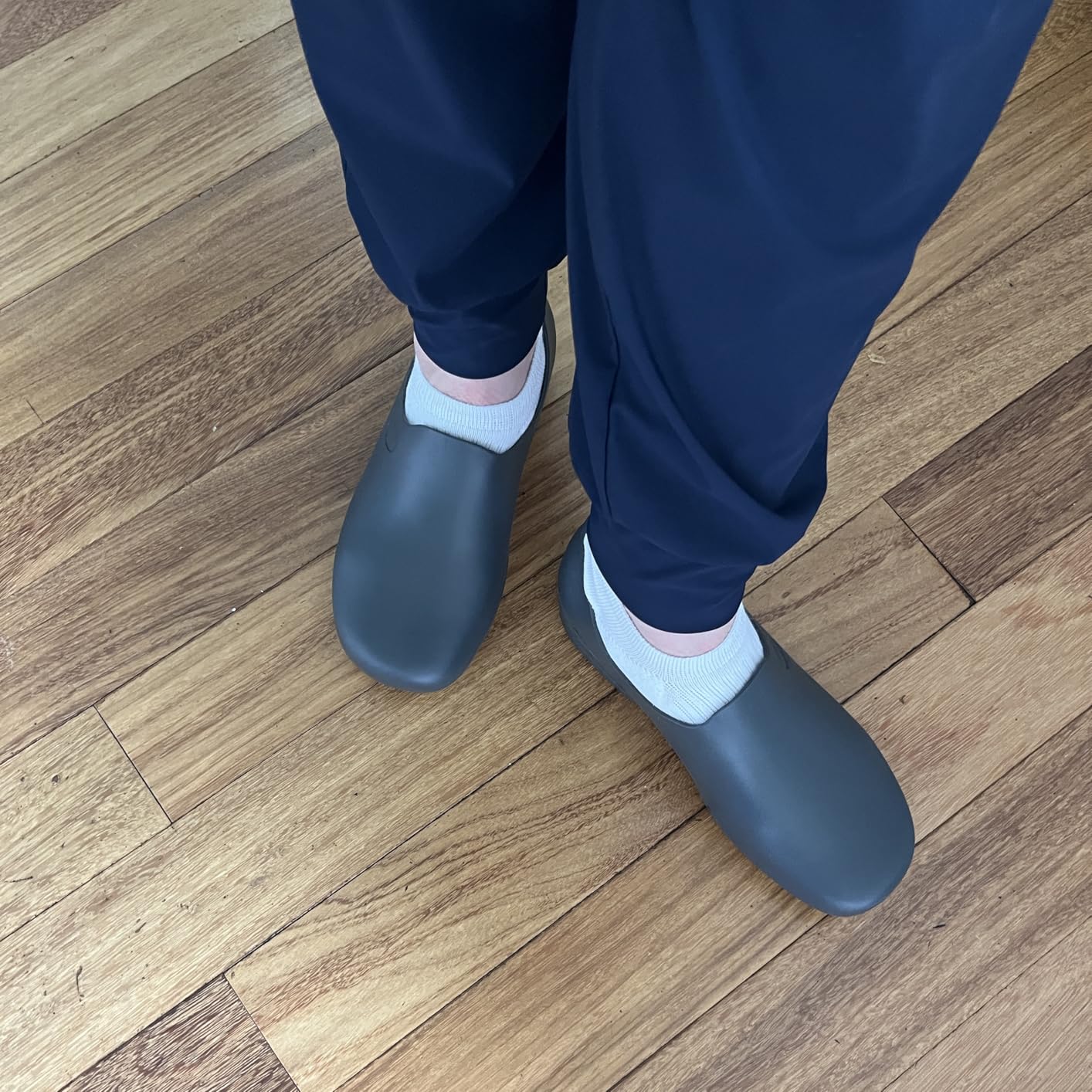 Sticky Nursing Shoes Women - Chefs - Kitchen - Nurses - Clogs for Work - Waterproof Non Slip customer photo 2