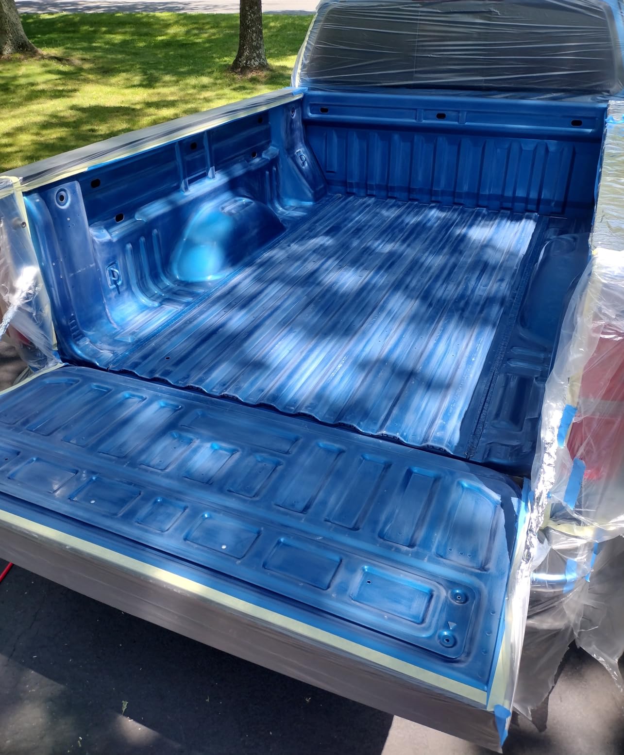 Custom Shop U-Pol Raptor Black Urethane Spray-On Truck Bed Liner Kit, 1 gal | 1 Gallon, Includes Spray Gun and Regulator, Durable Textured Protective Coating, Prevent Rust, Car, Auto, Protective Coating customer photo 2
