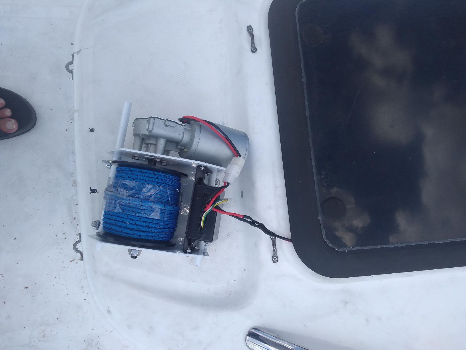 Pactrade Marine Pontoon Electric Anchor Windlass Salt Water up to 20 LB Anchor customer photo 2