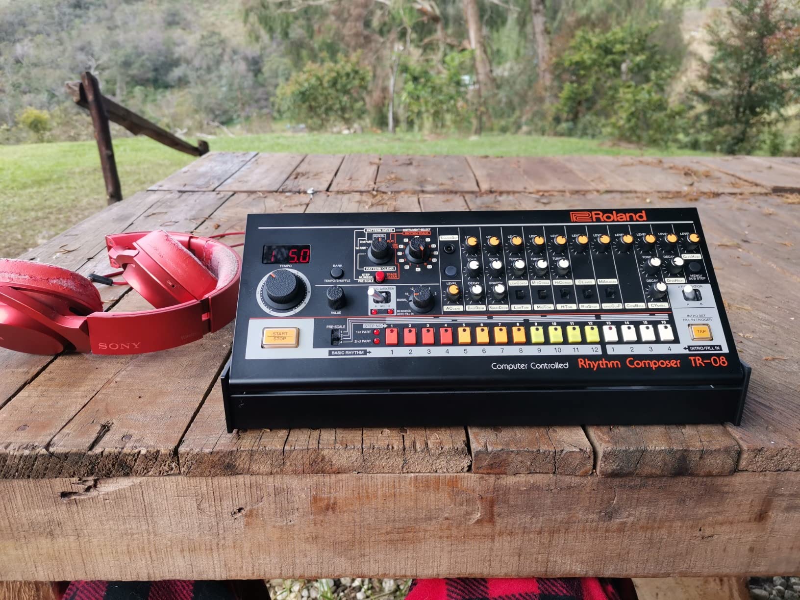 Roland TR-08 Rhythm Composer with 10 Outputs (Boutique Series) customer photo 1