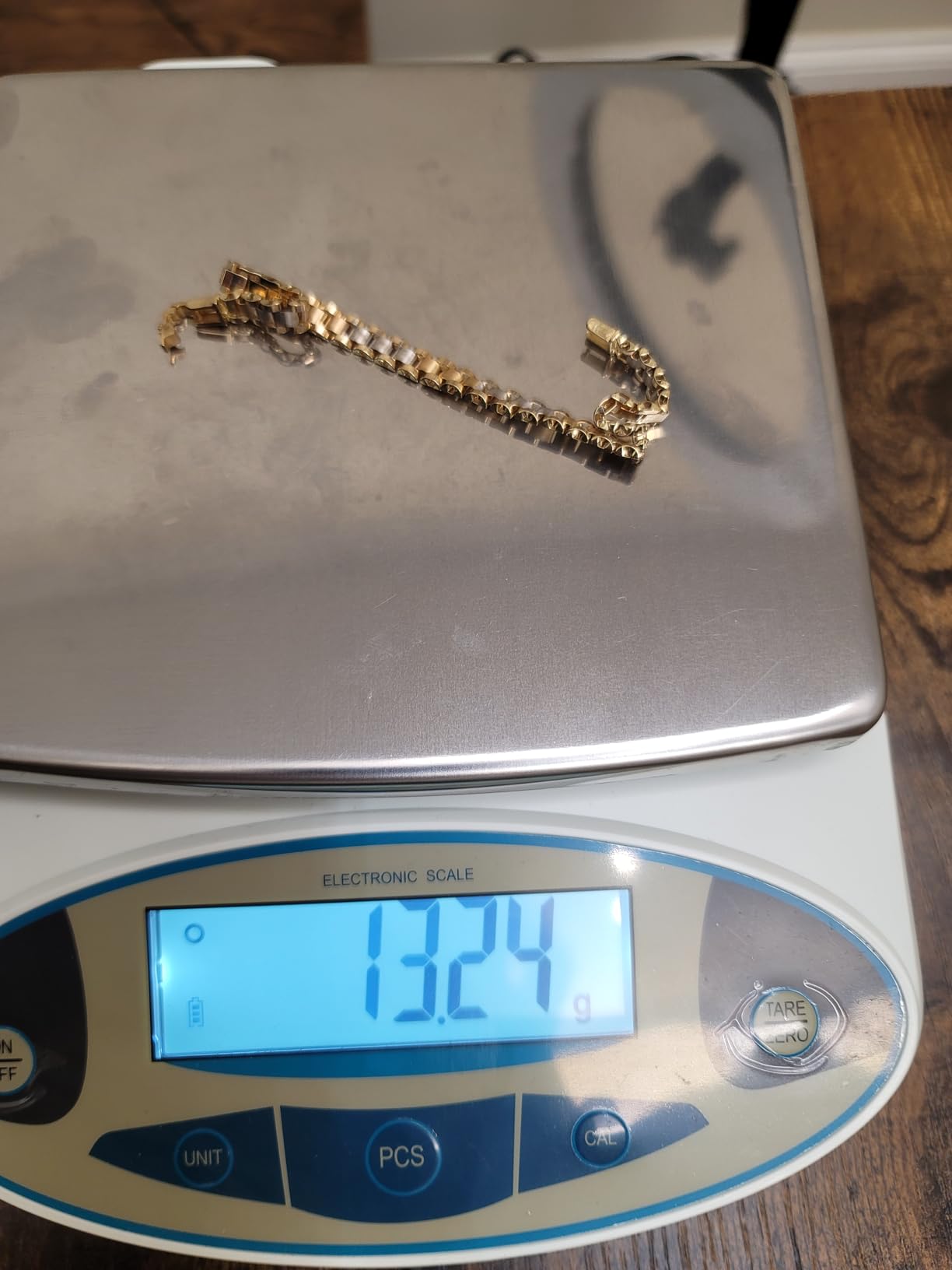 CGOLDENWALL High Precision Lab Digital Scale Analytical Electronic Balance Laboratory Lab Precision Scale Jewelry Scales Kitchen Precision Weighing Electronic Scales 0.01g Calibrated (5000g, 0.01g) customer photo 2