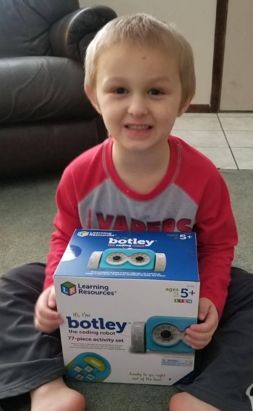 Learning Resources Botley The Coding Robot Activity Set - 77 Pieces, Ages 5+, Screen-Free Coding Robots for Kids, STEM Toys for Kids, Programming for Kids, for Kids customer photo 1