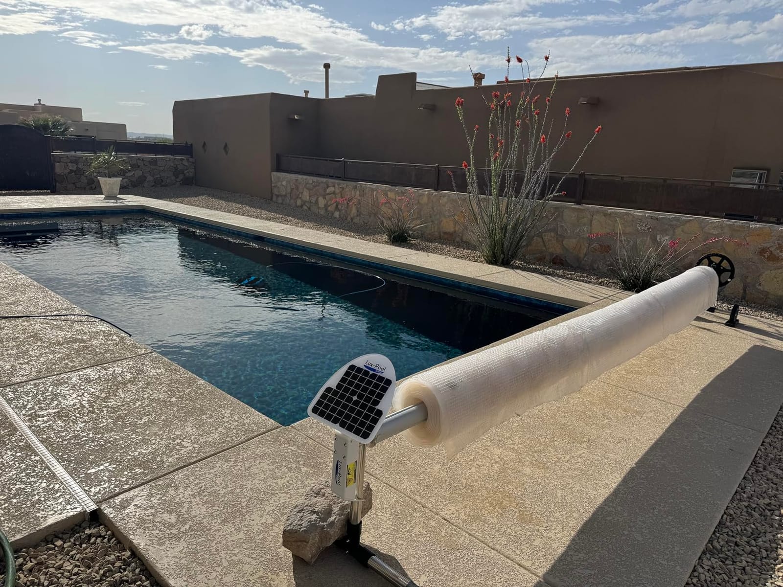 Automatic Motorized Solar Blanket Cover Reel/Roller for Pools up to 20x40' customer photo 2