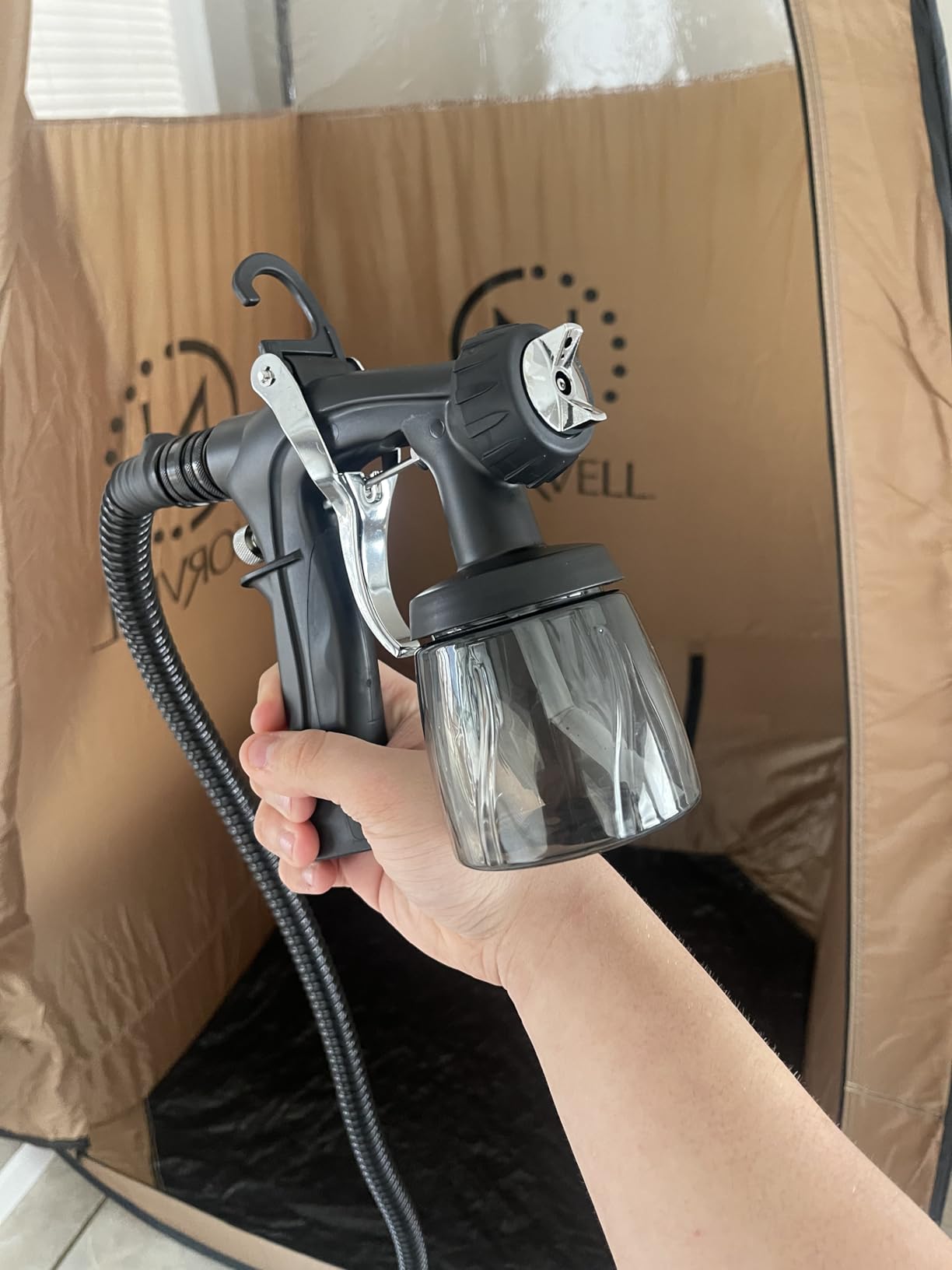 Norvell M1000 HVLP Spray Tan Machine and Gun Kit with 3 Tanning Solutions customer photo 2