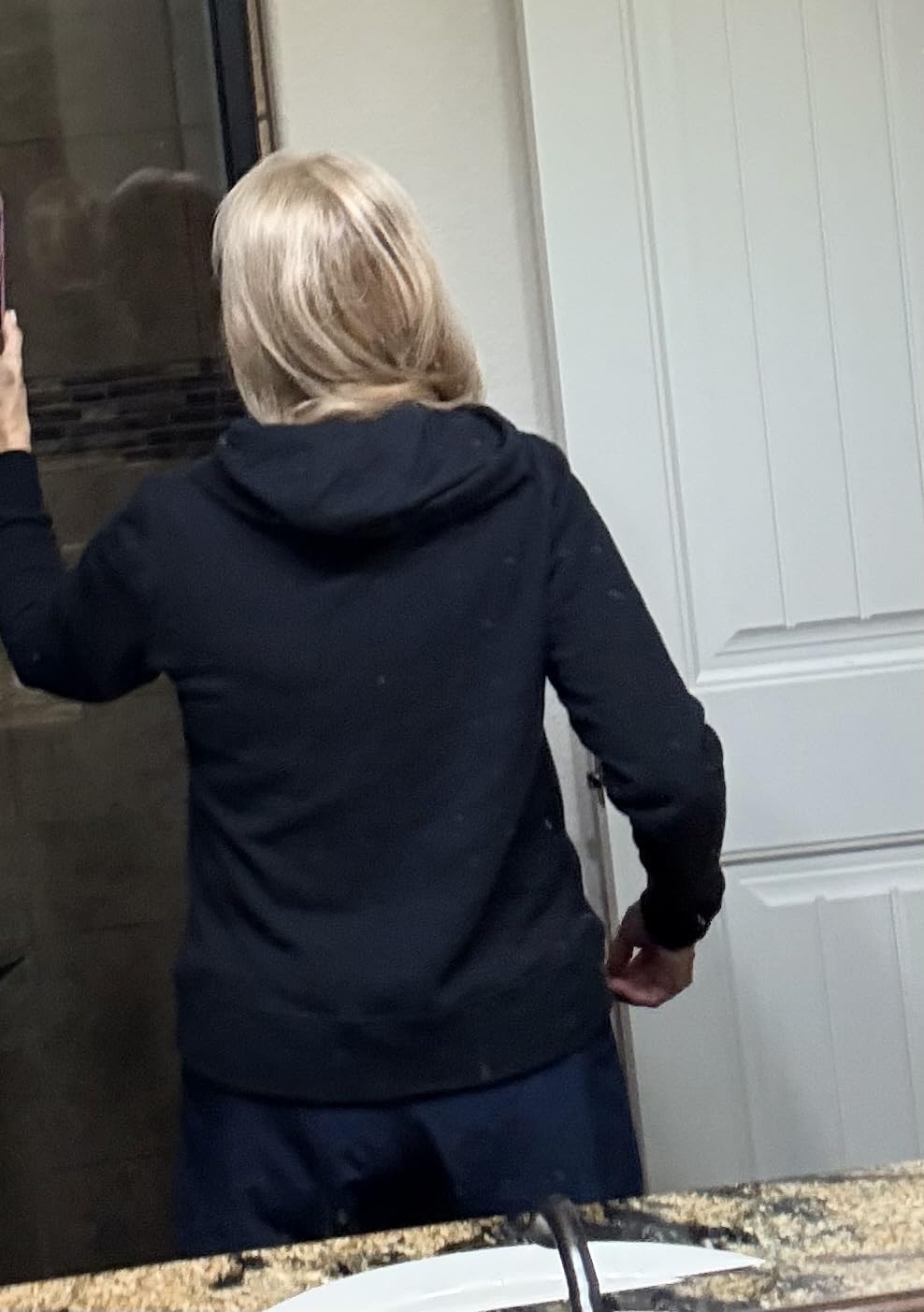 Amazon Essentials Women's Midweight Fleece Full-Zip Hoodie with Drawstring (Available in Plus Size) customer photo 1