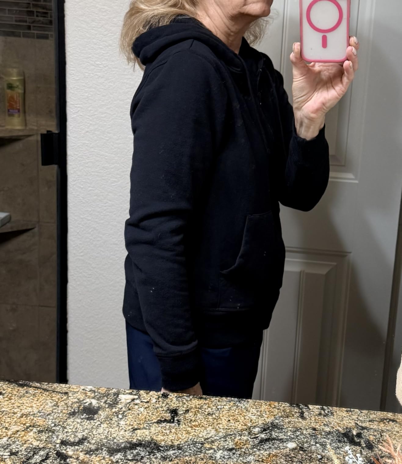 Amazon Essentials Women's Midweight Fleece Full-Zip Hoodie with Drawstring (Available in Plus Size) customer photo 2