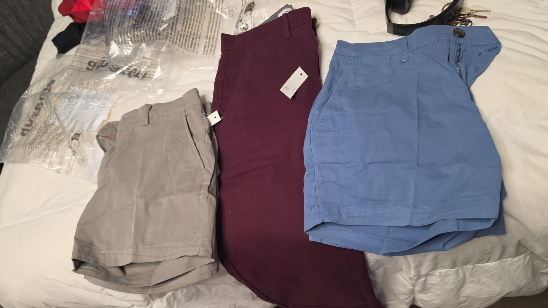 Amazon Essentials Men's Straight-Fit Casual Stretch Chino Pant customer photo 1